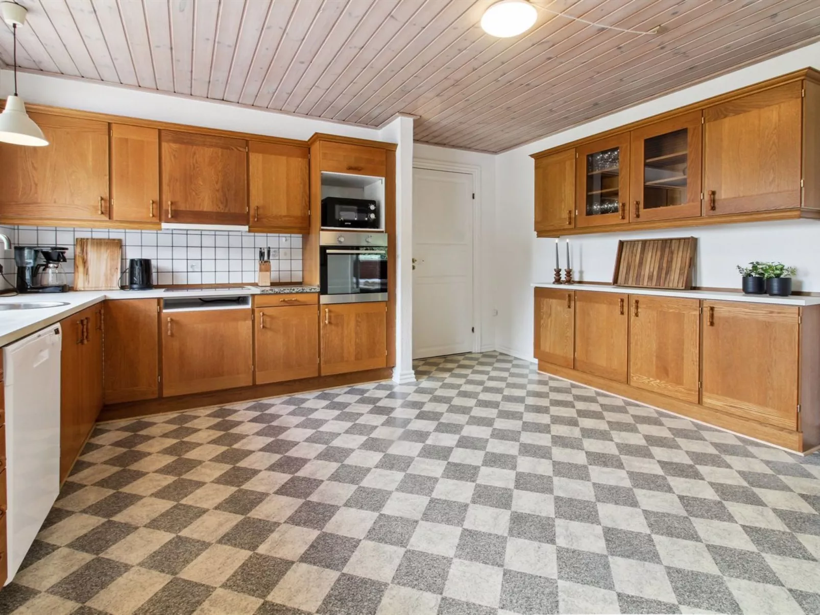 "Josefiina" - 22km from the sea-Binnen