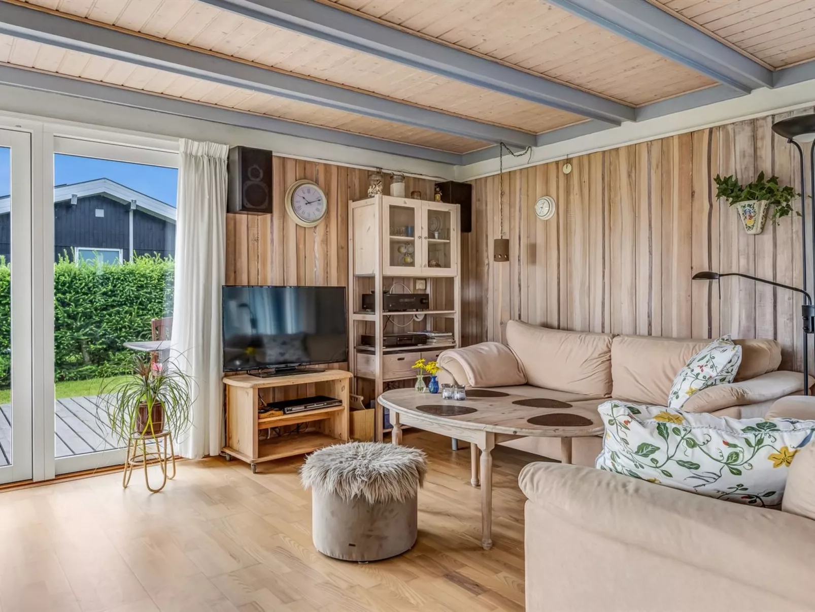 "Nielsine" - 250m from the sea-Binnen