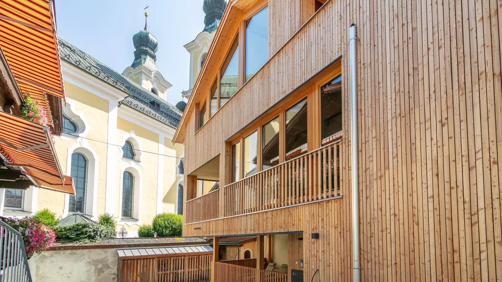 Hopfgarten Alpin Living Top 6-Buitenkant zomer