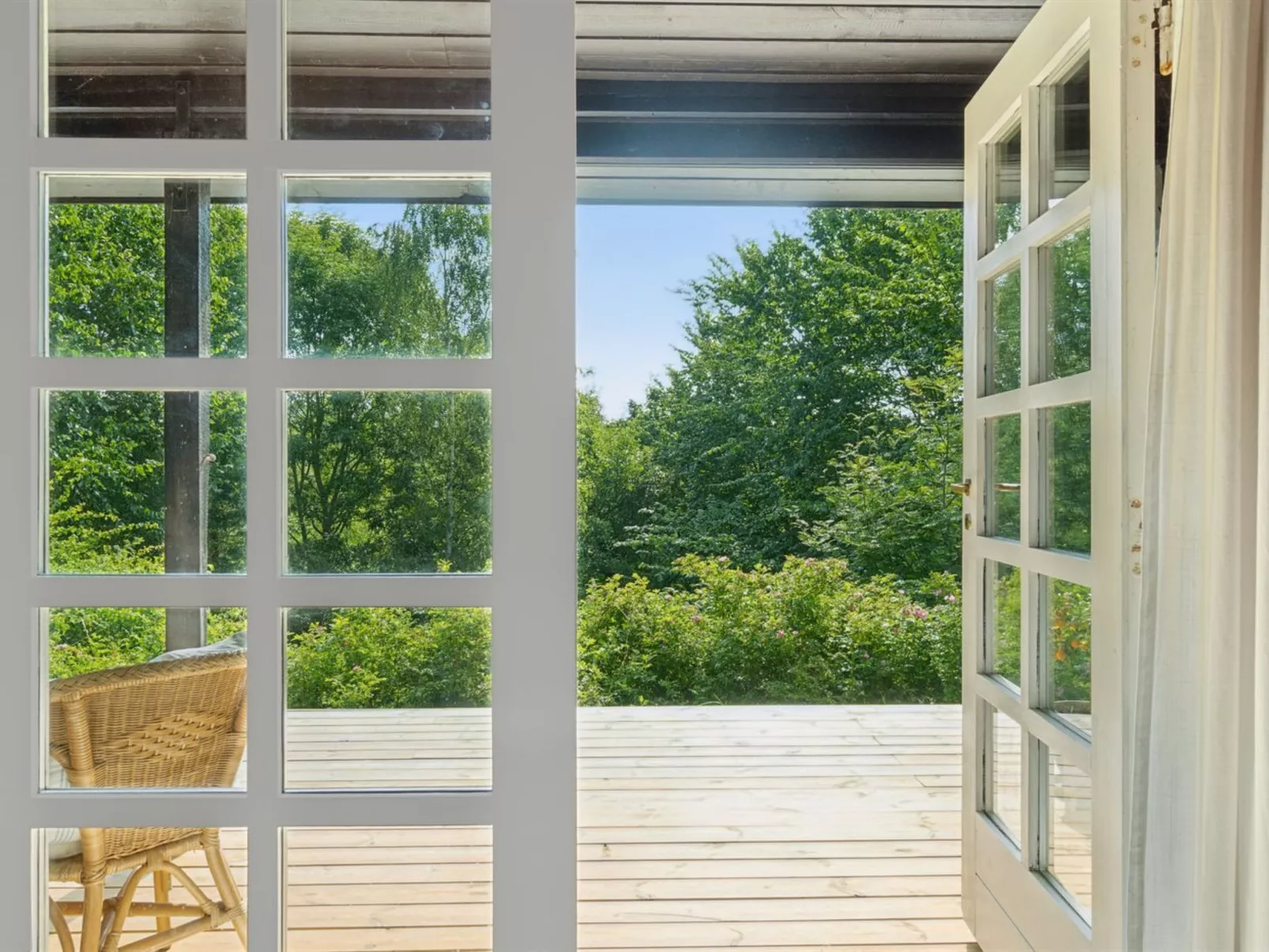 "Dorthie" - 1.7km from the sea-Buiten