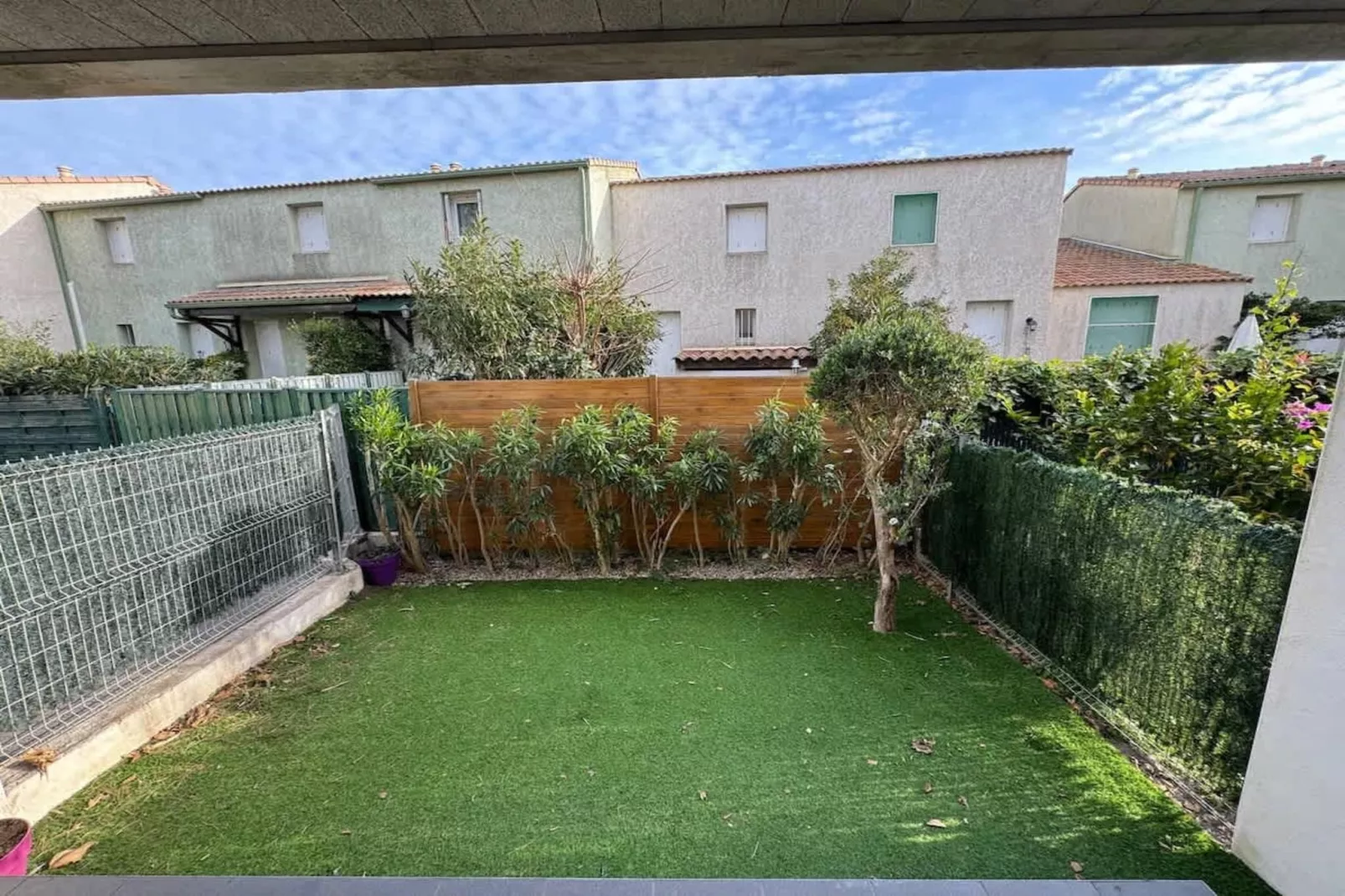 42 Valras Charme &-Tuinen zomer