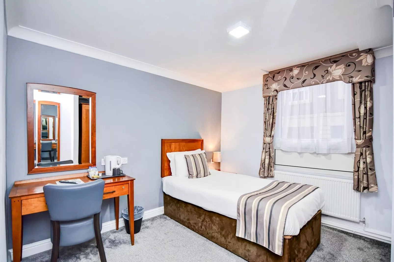 Standard Twin Room-Slaapkamer