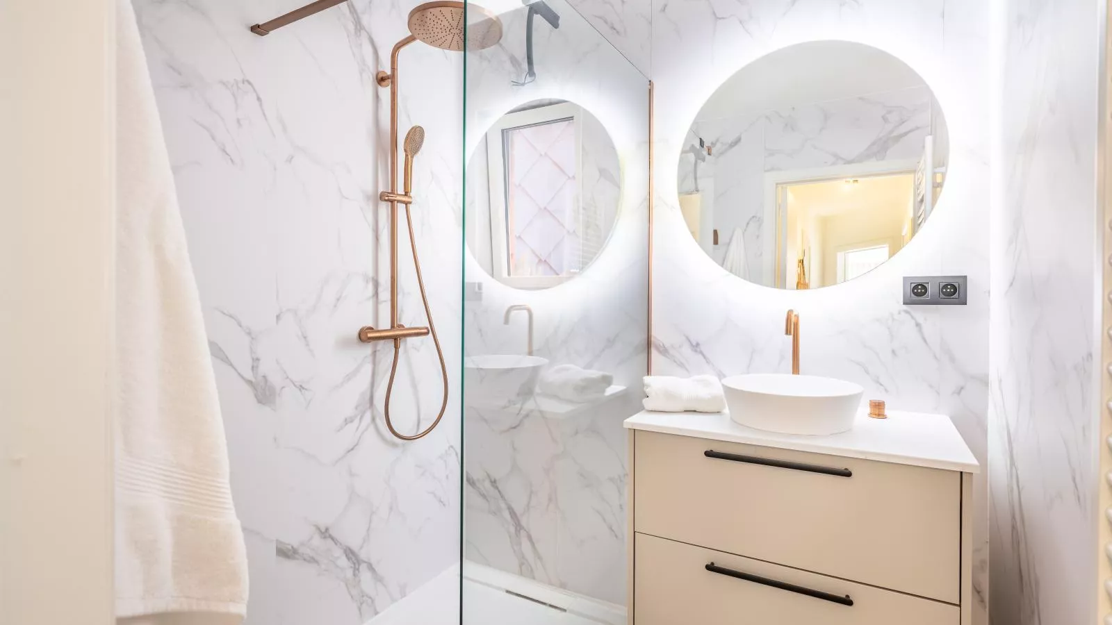 Iris gelijkvloers-Badkamer