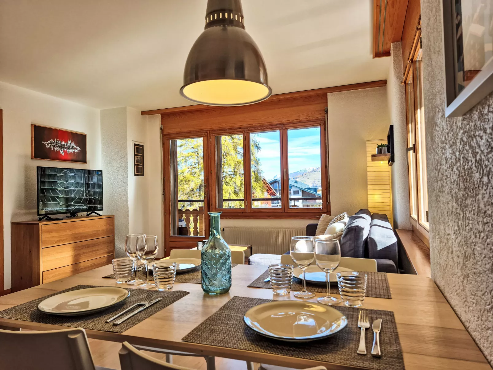 Ambassador 1/6-Binnen