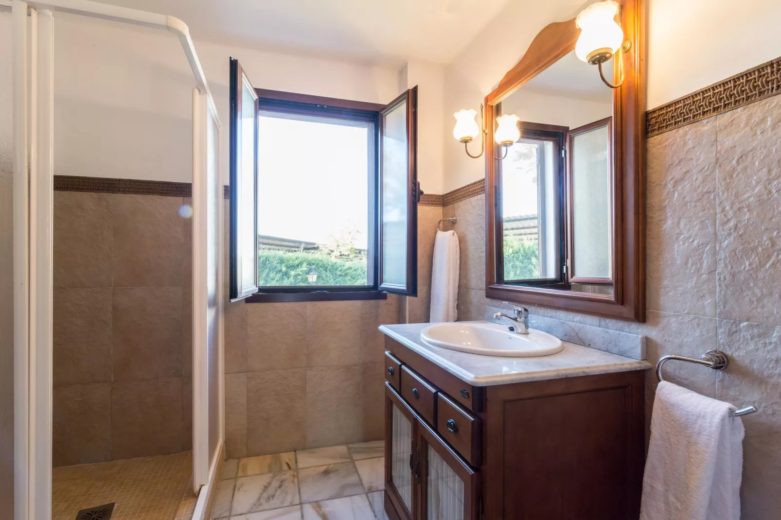 Bungalow Alcón 13 - Badkamer