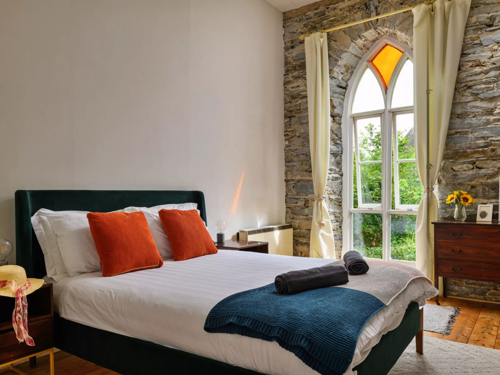 The Old Wesleyan Chapel-Binnen