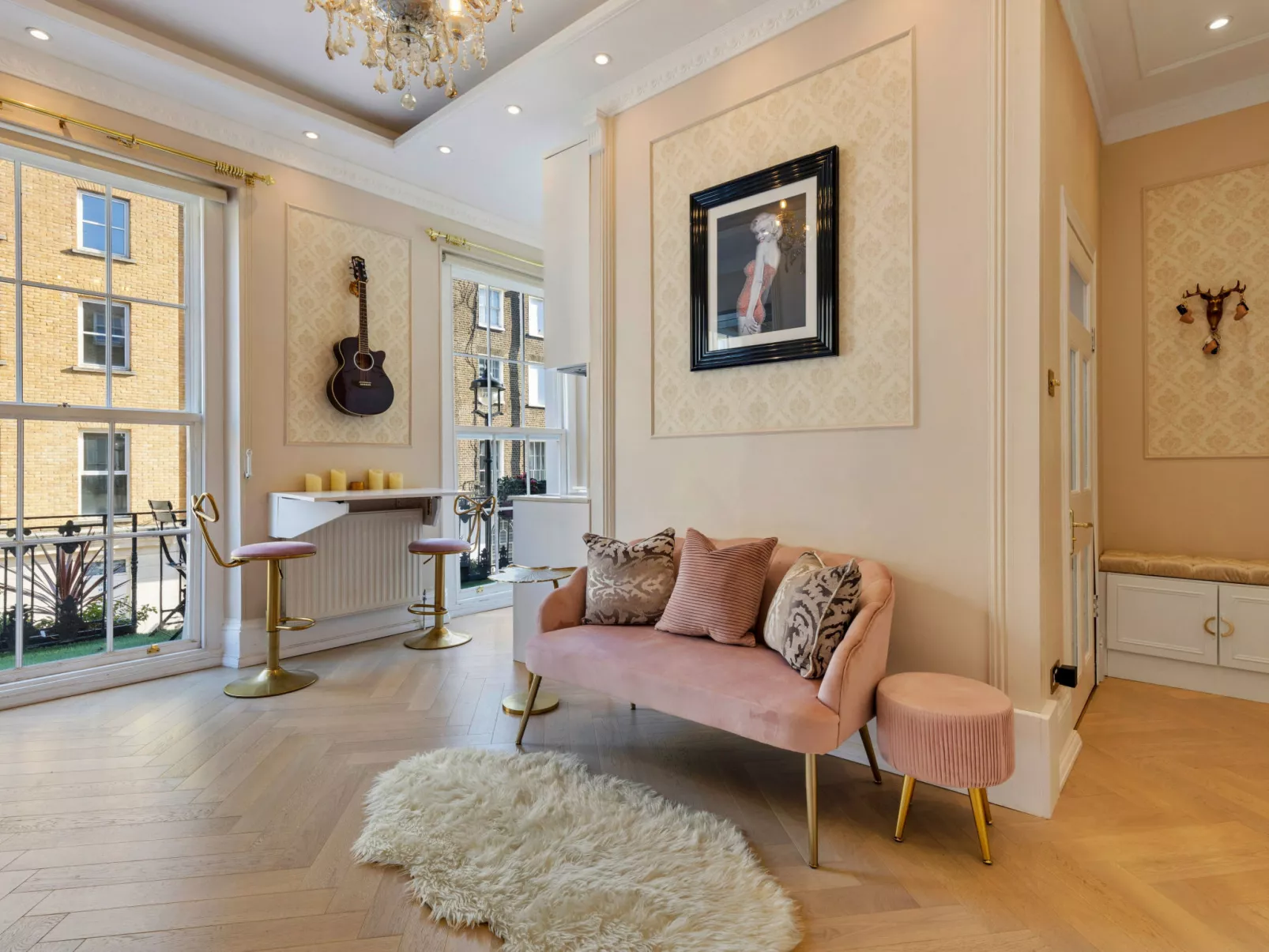 The Marylebone Marilyn-Binnen