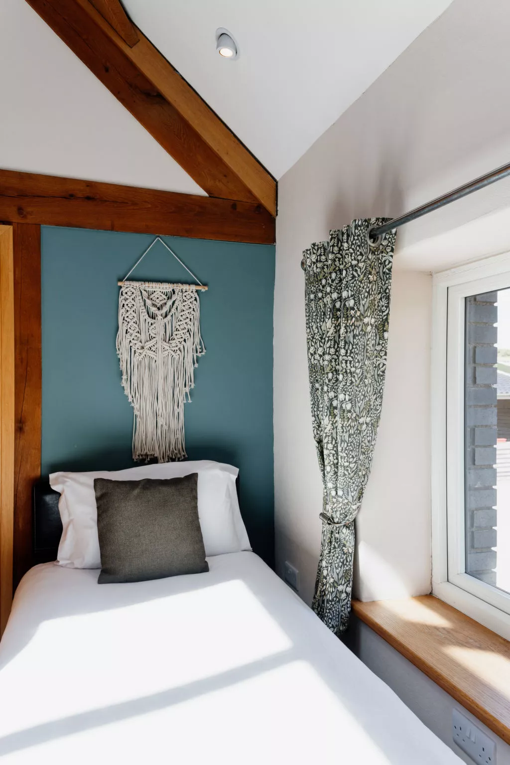 The Welsh Barn-Binnen