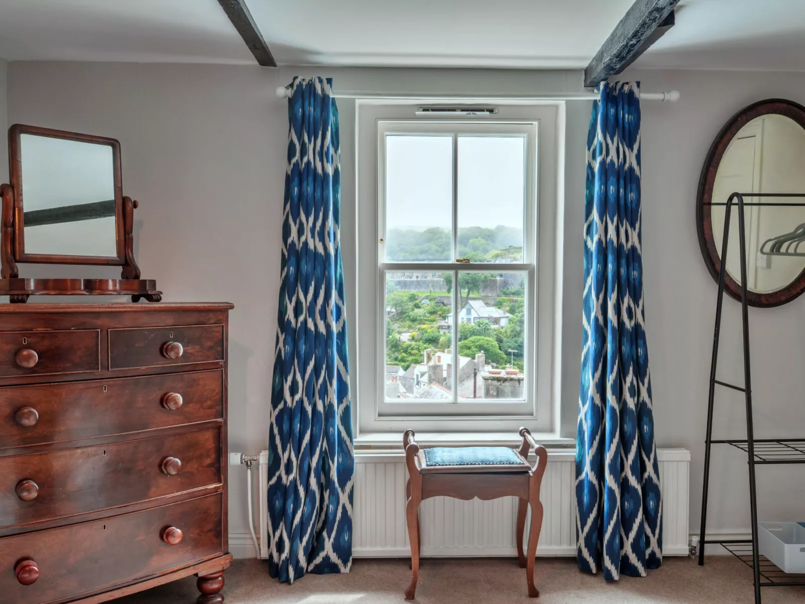 Hillside House-Binnen