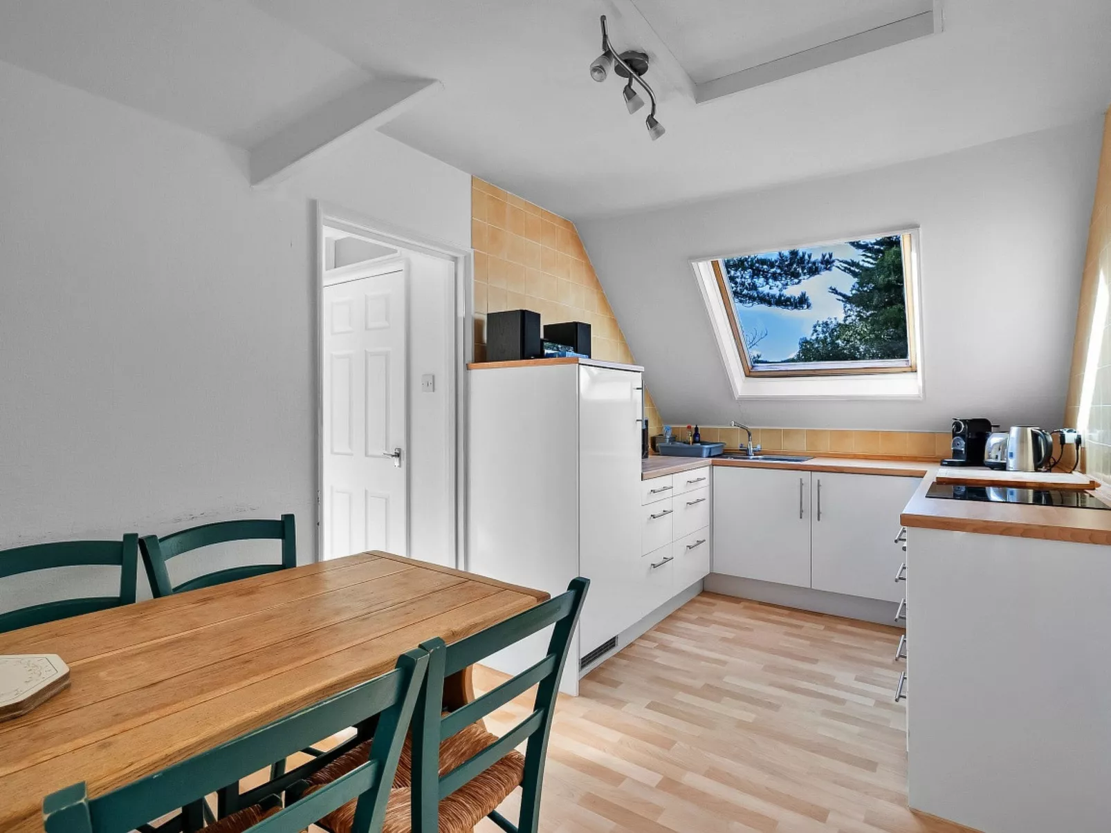 The Sail Loft-Binnen