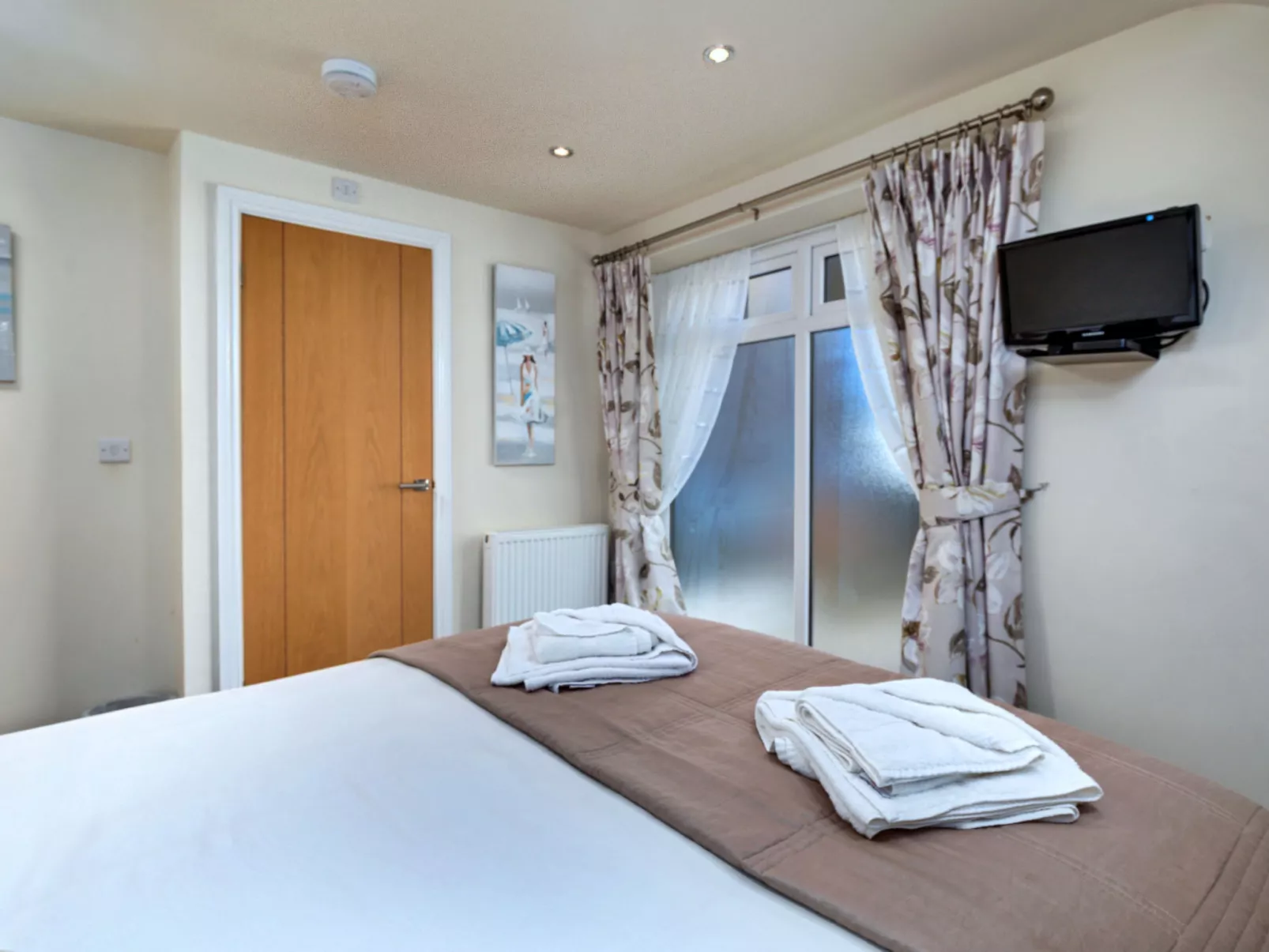 The Boat House - Binnen