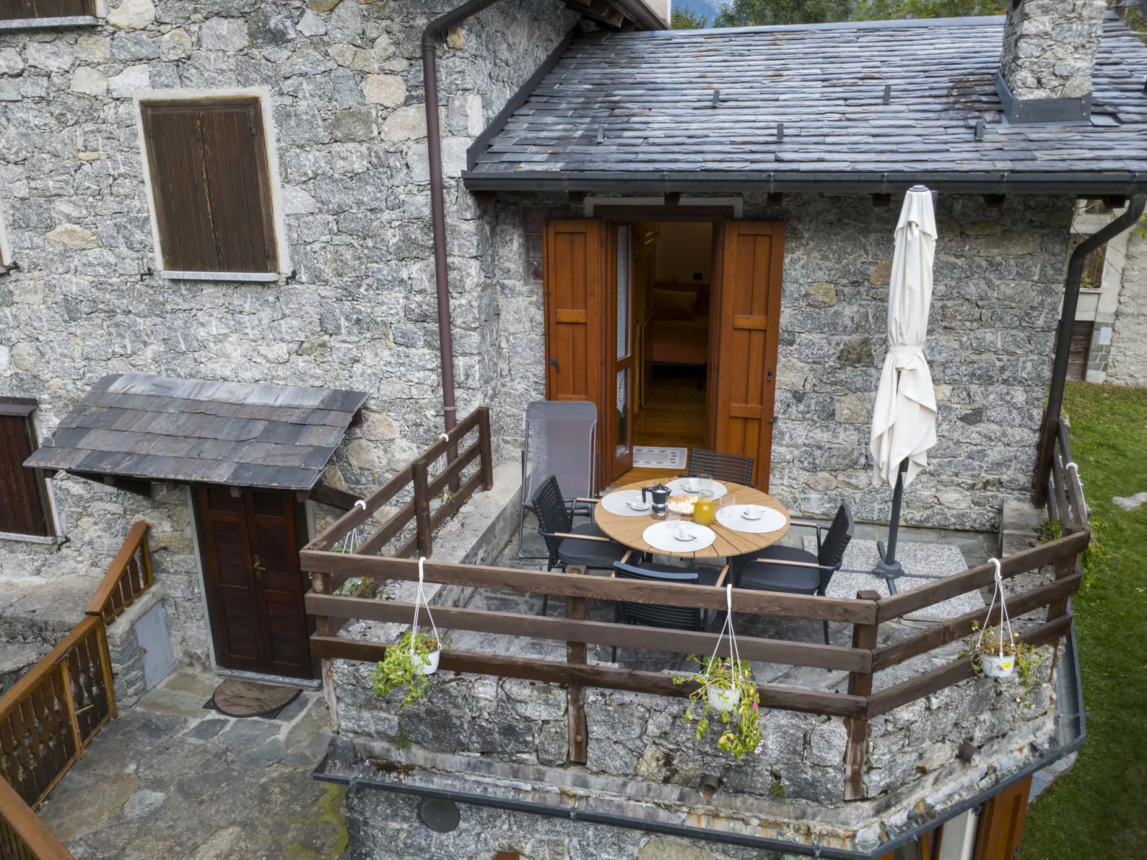Val di Mello Mountain Flat-Buiten