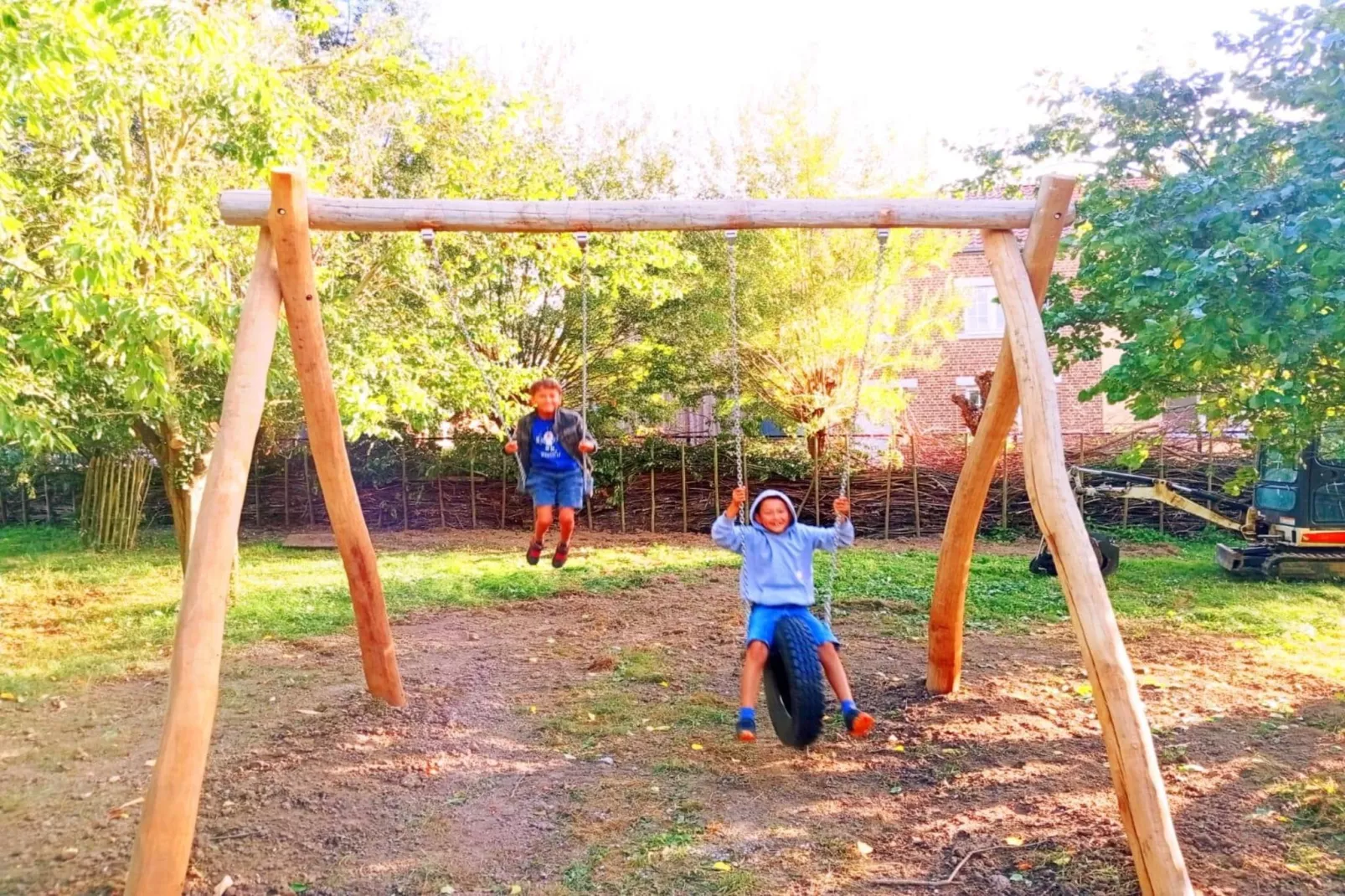 Huis van de raaf-Tuinen zomer
