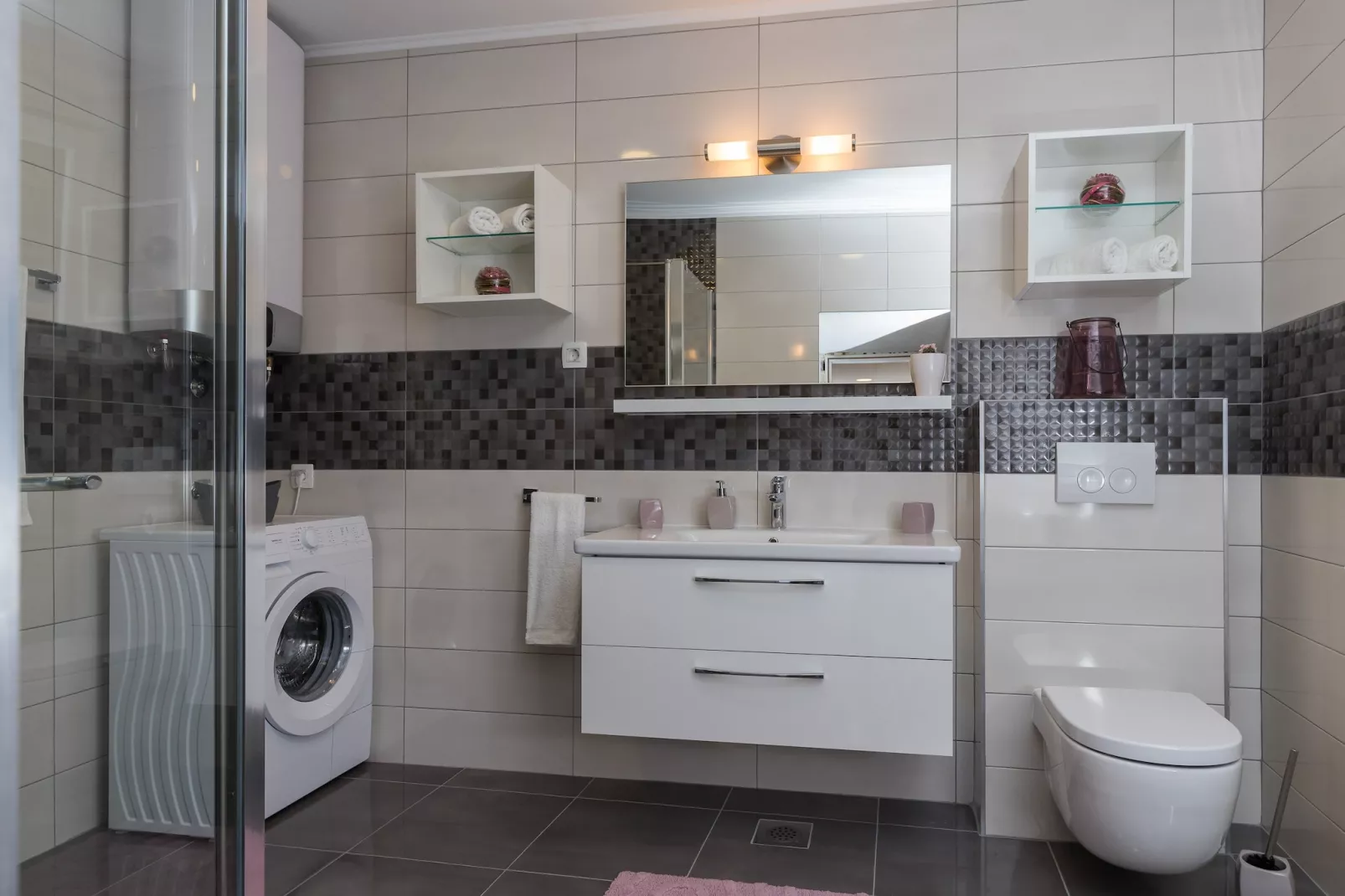 Holiday Home Monika - Two Bedroom Holiday Home with Terrace and Sea View-Badkamer