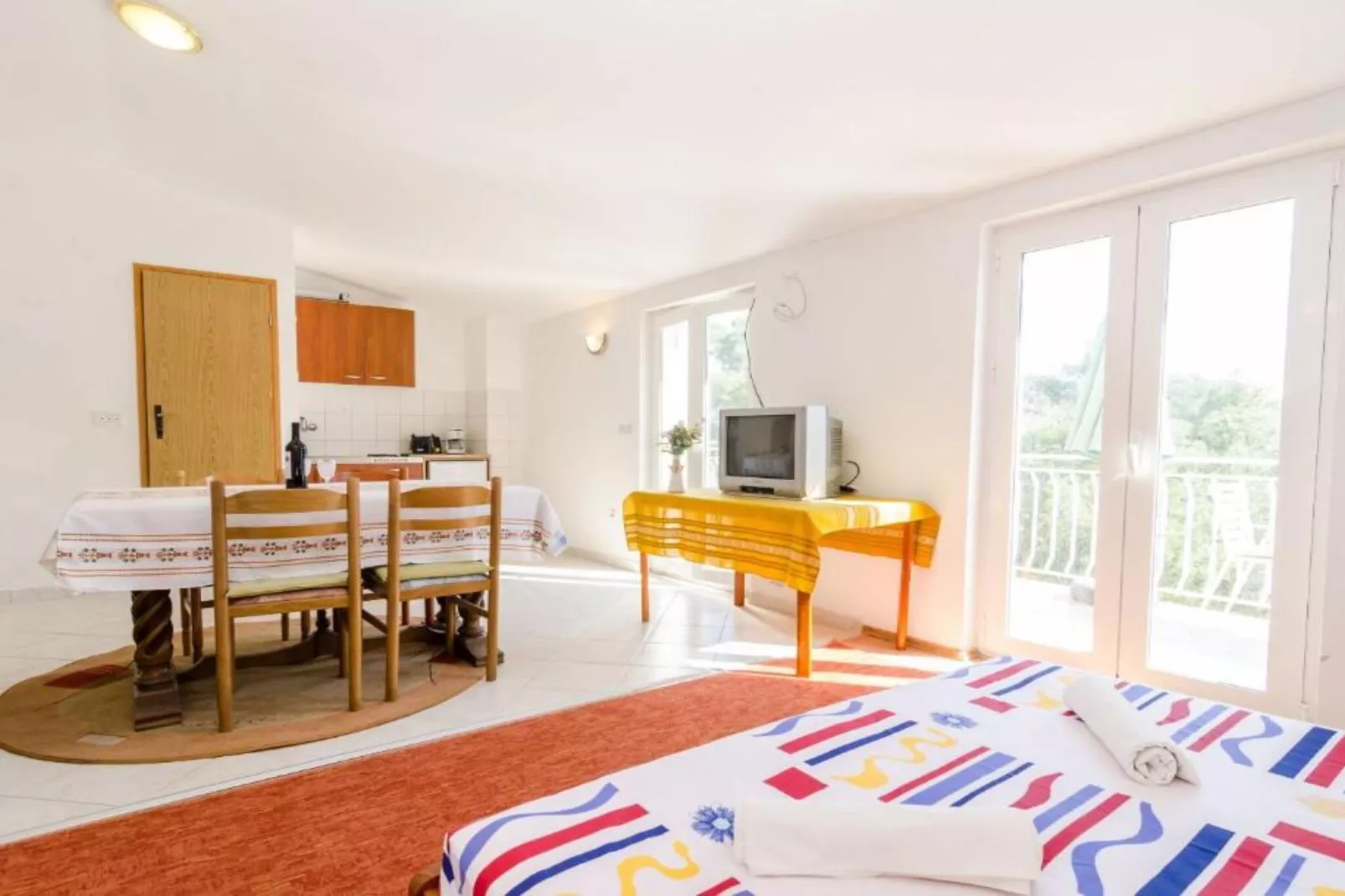 Guest House Sobra 38 - Double Room with Private Bathroom 2-Slaapkamer