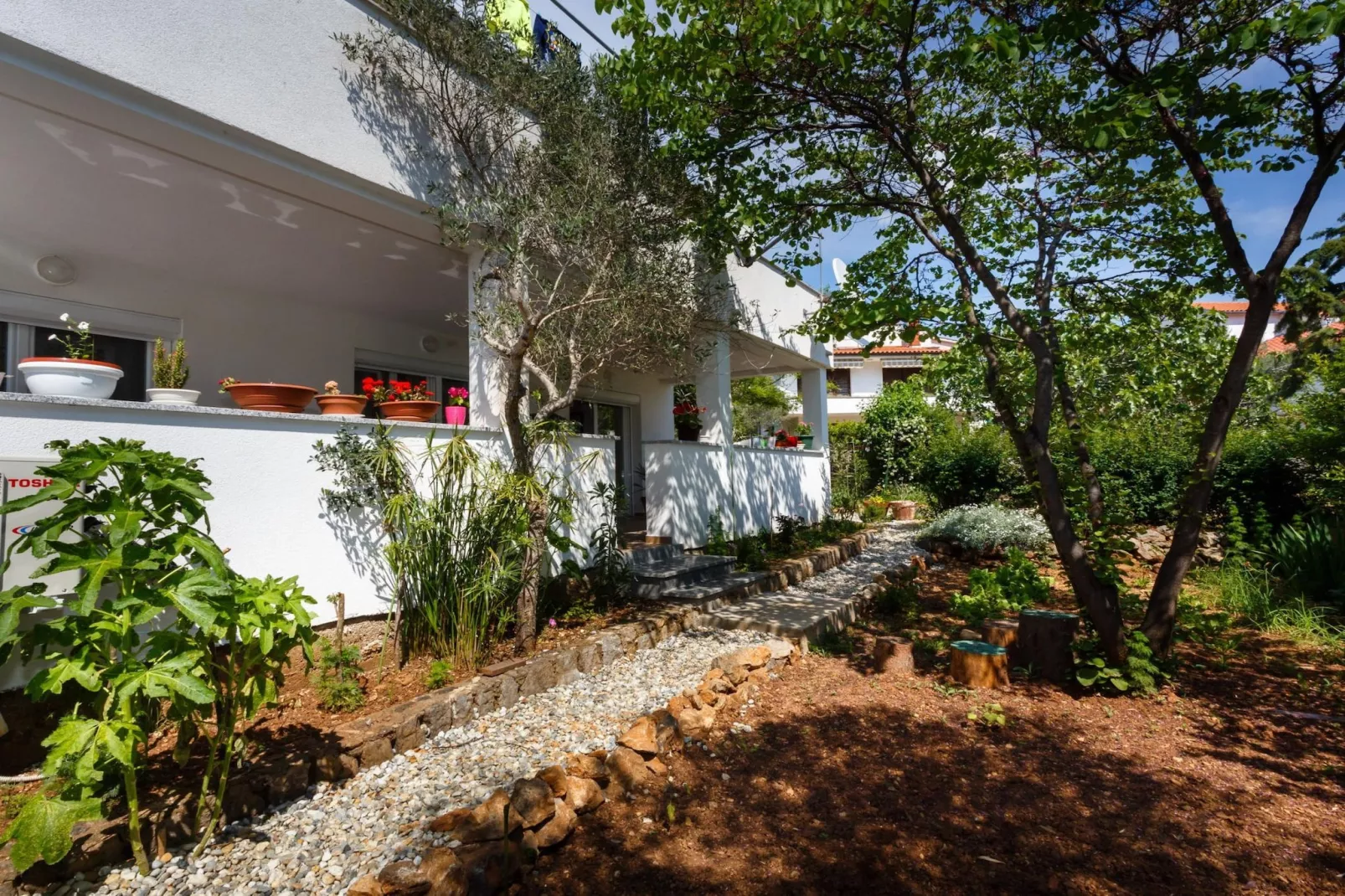 Cozy and Trendy Apartments Krk - Two Bedroom Apartment with Terrace-Buitenlucht