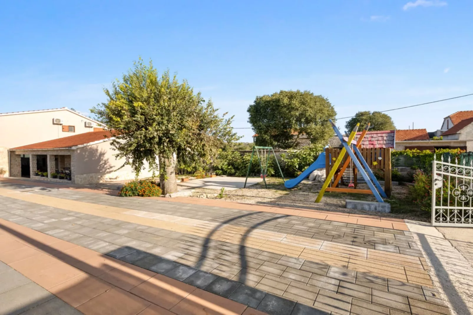 Holiday Home Stari Dvori-Buitenlucht