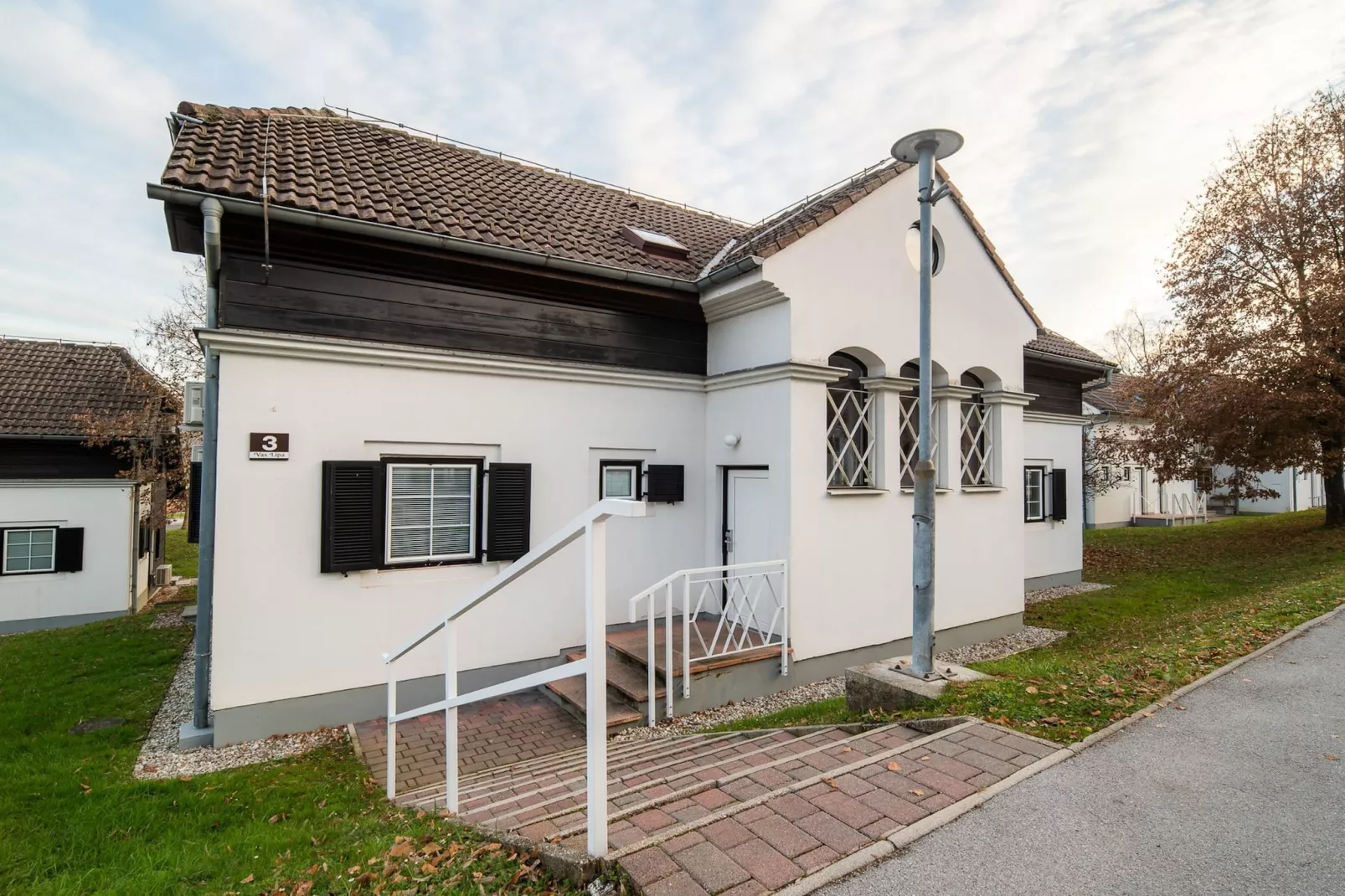 Rustic and Radiant Retreat Apartments with Terrace - Classic One Bedroom Apartment with Terrace (owner app 12)-Buitenlucht