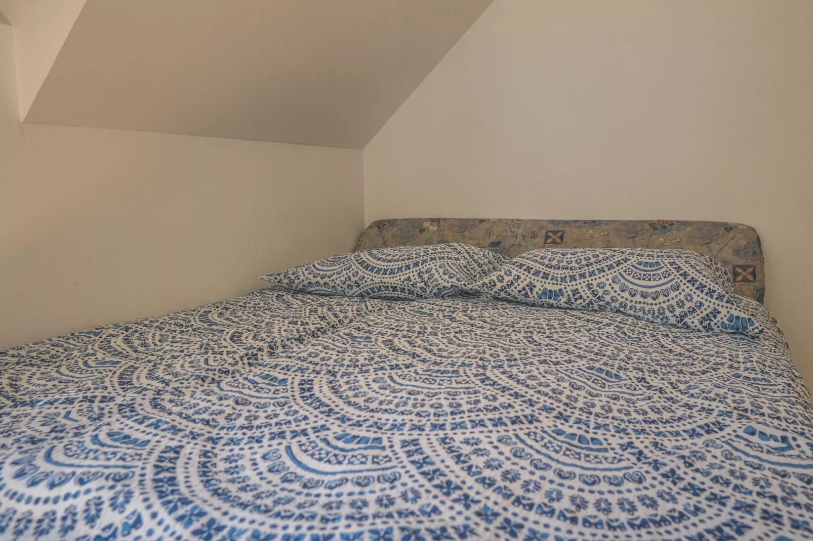 Comfortable Apartment with Mountain View - One Bedroom Apartment-Slaapkamer