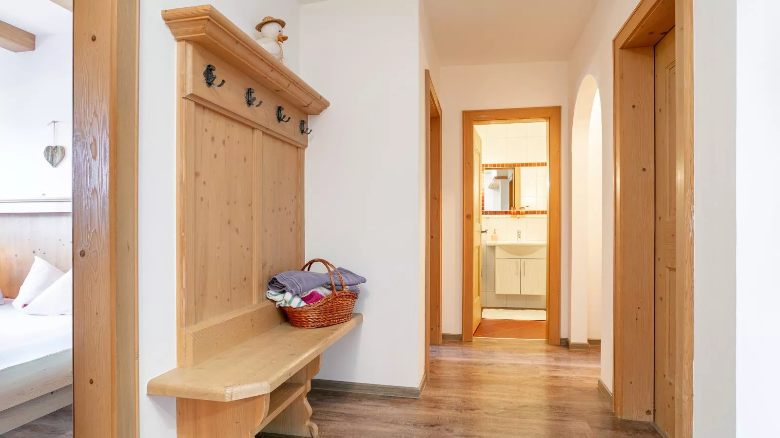 Landhaus Marchfeld Top 4  Top 5-Overloop