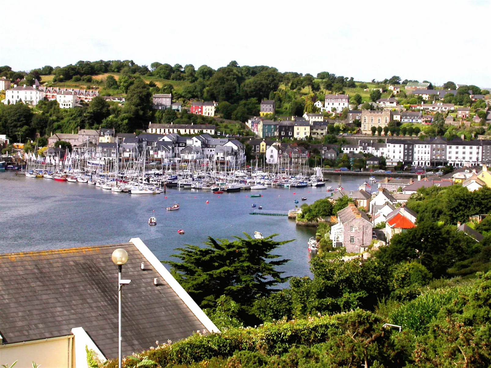 Castle Quay (TR4) HH No 14-Buiten