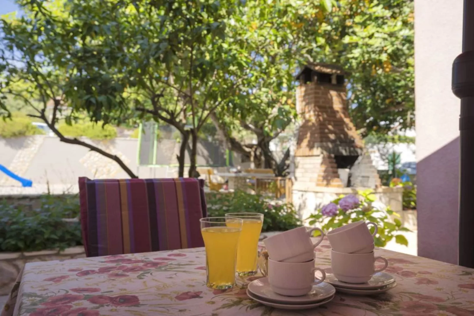 One Bedroom Apartment with Terrace 5-Terras