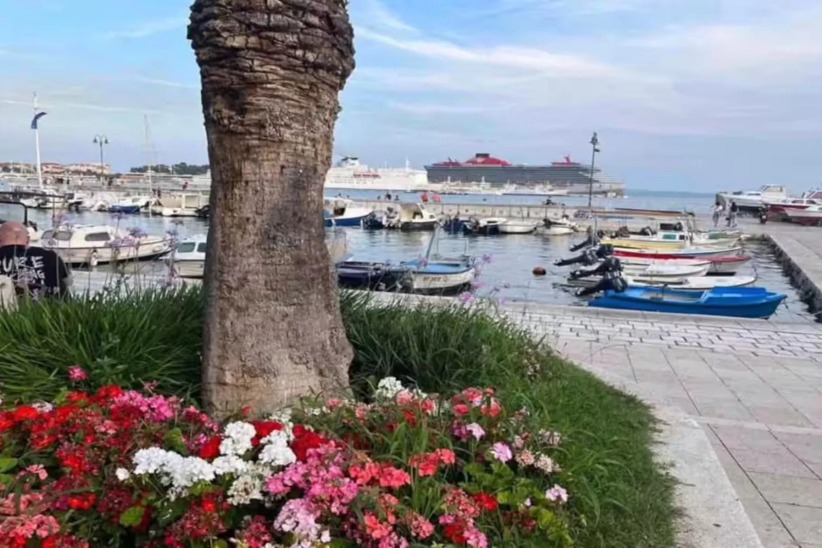 Six-bed room 1-Uitzicht