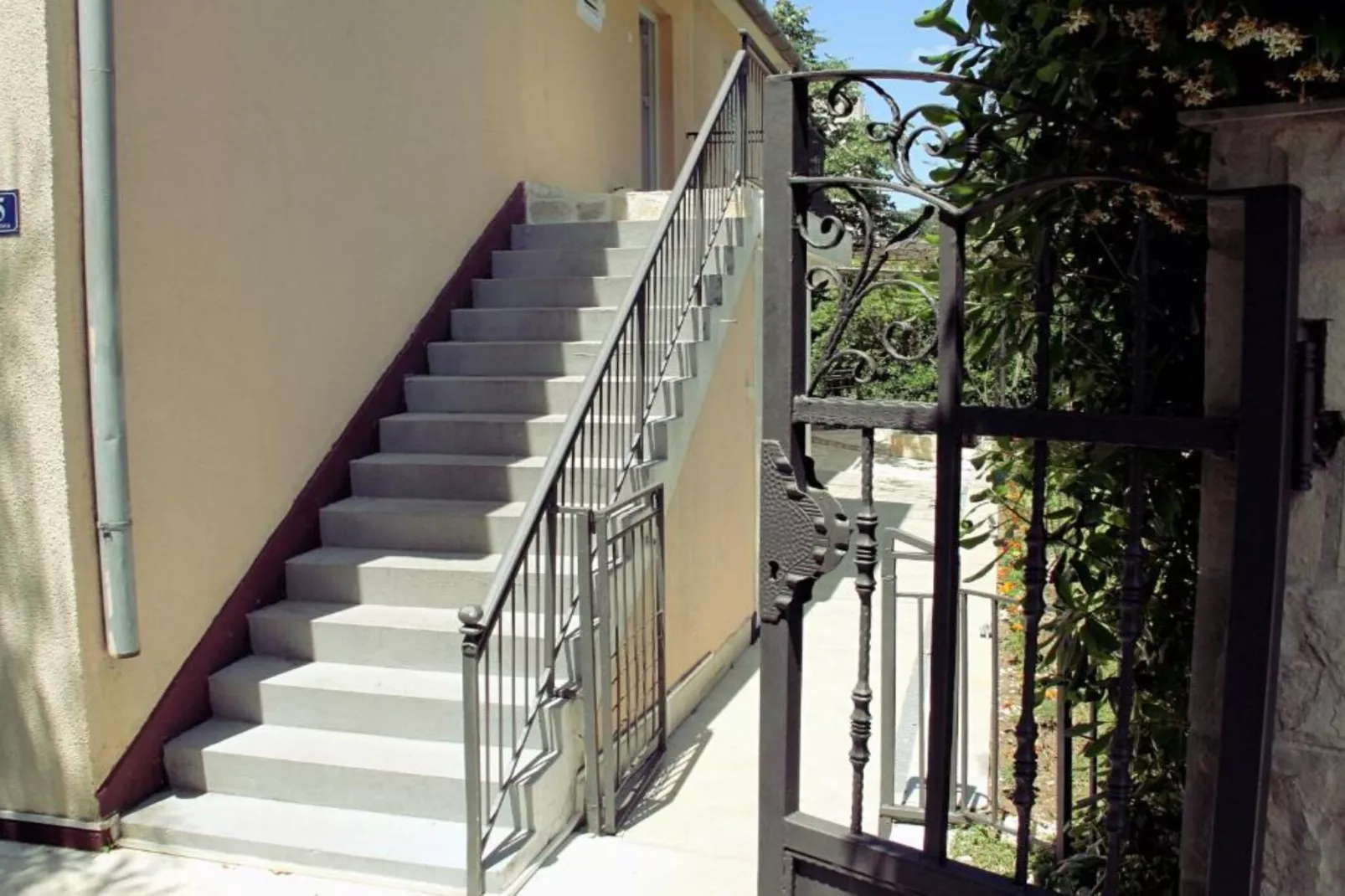 Charming & Cozy Apartment Close to Kotor Old Town - Two Bedroom Apartment-Trap