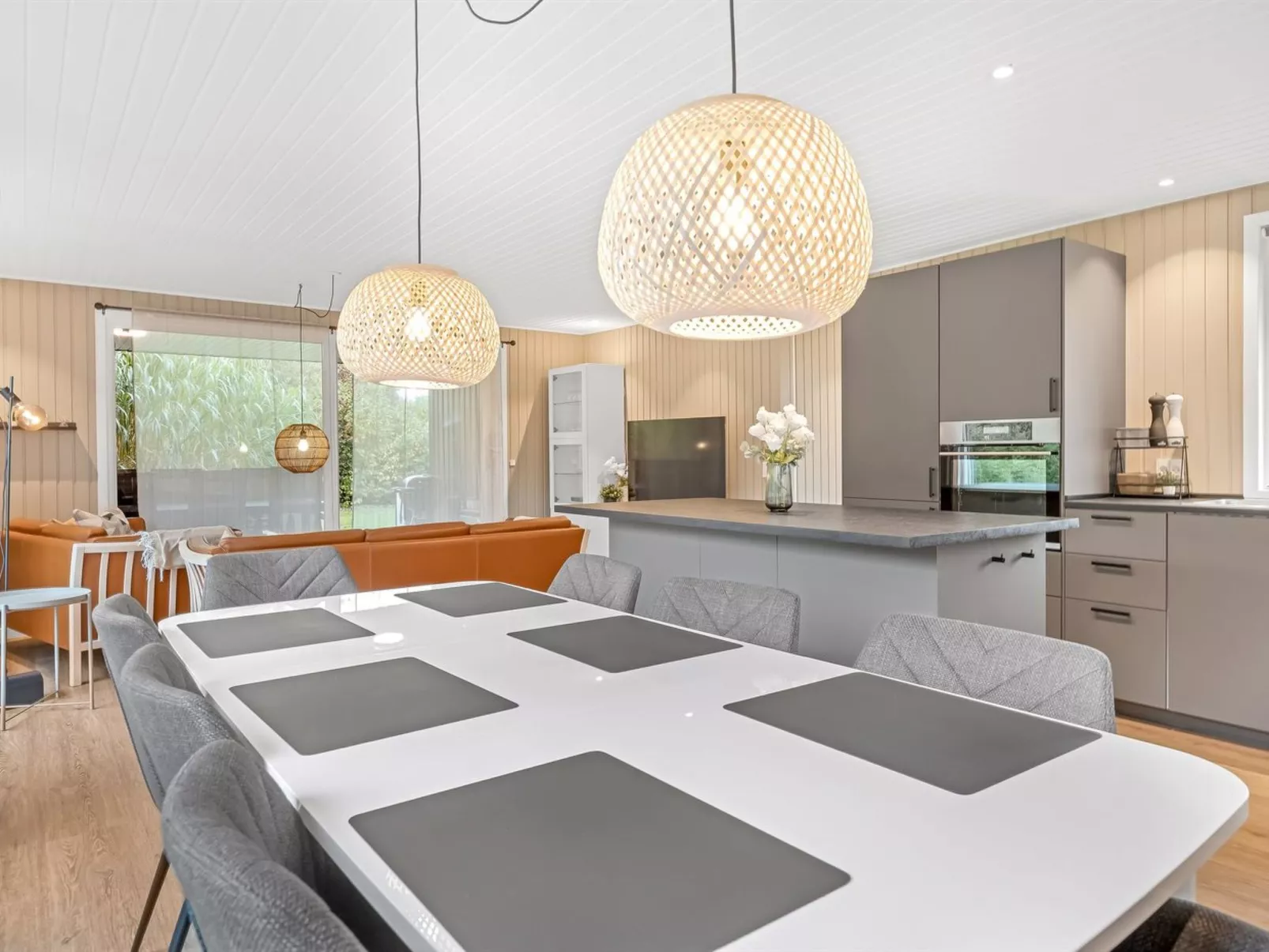 "Lymke" - 450m from the sea-Binnen