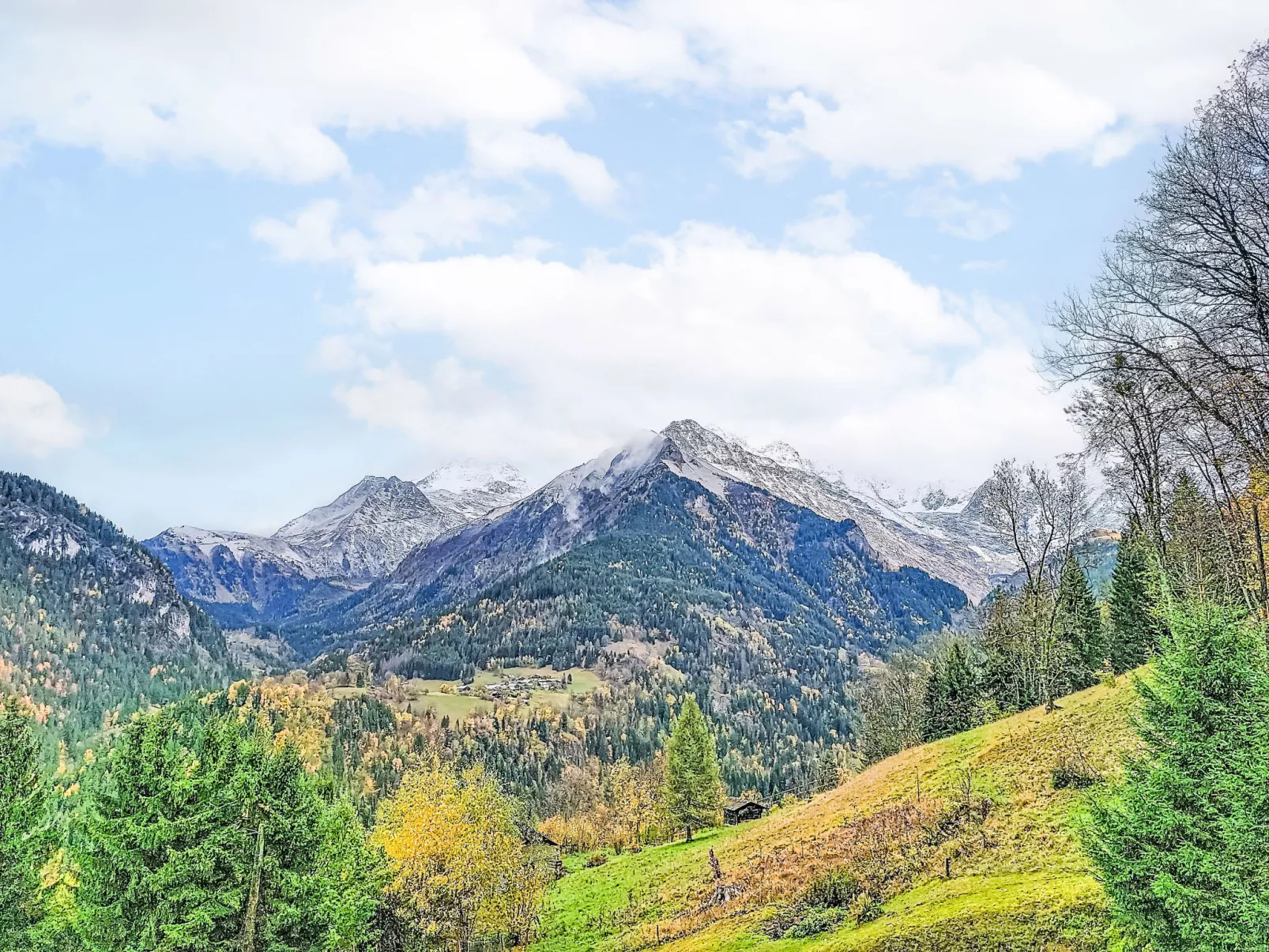 L'aiguille noire-Buiten