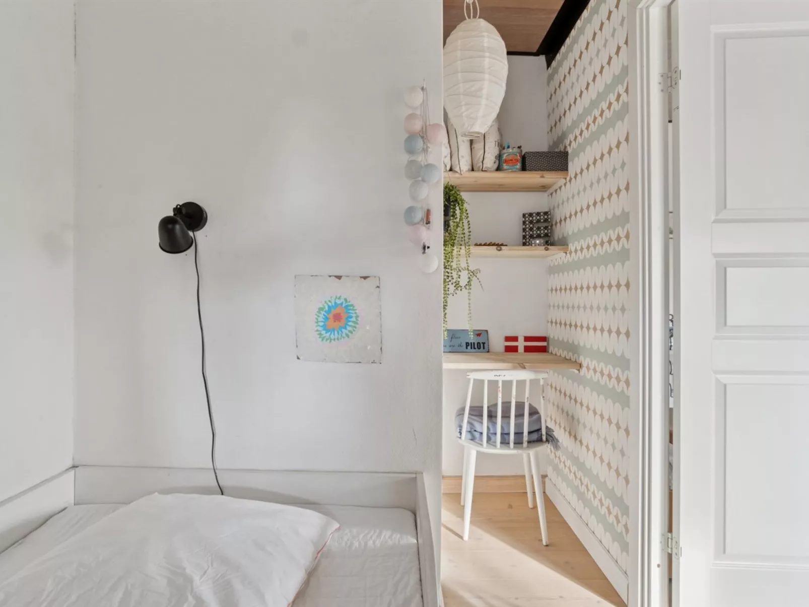 "Elle" - 175m from the sea-Binnen