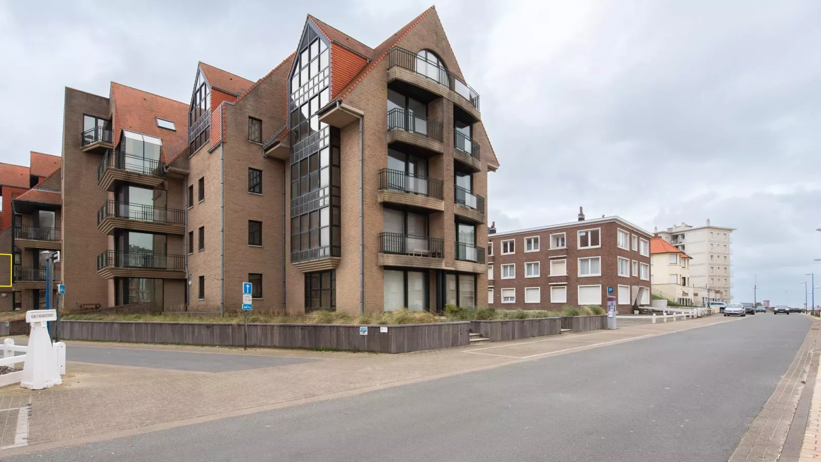 Delfien A-Buitenkant zomer