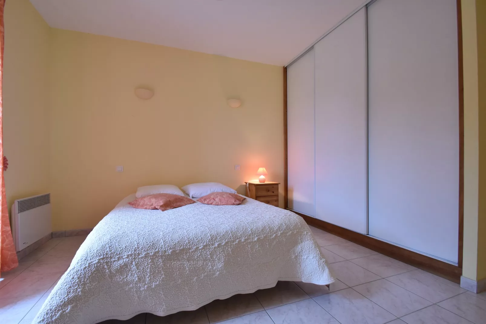 Maison de vacances Besse Les Vitarelles 6p-Slaapkamer