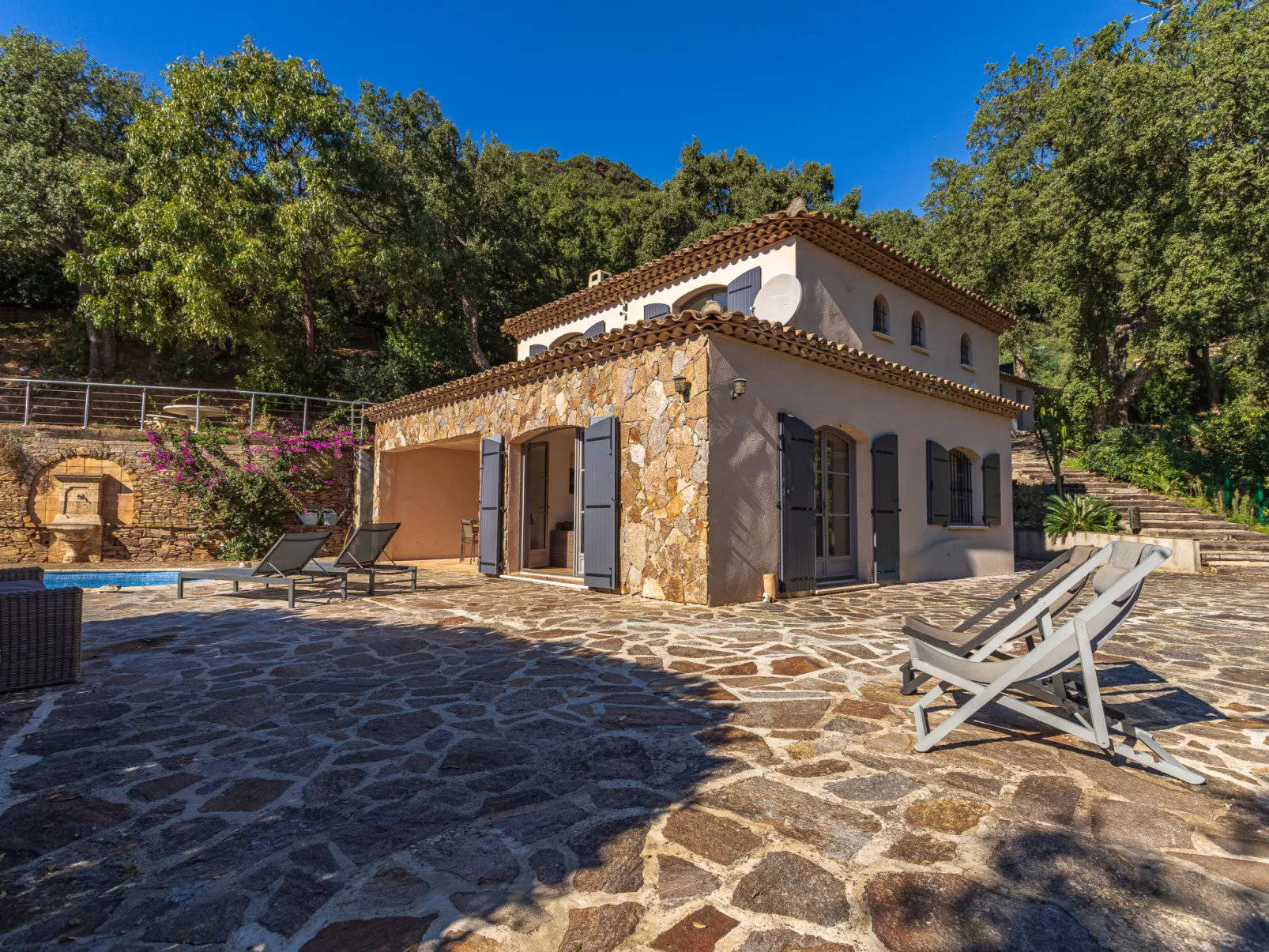 Villa du Canadel-Buiten