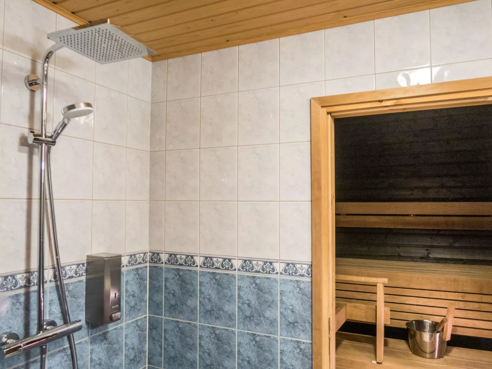 Vuokatti villas kettu-Binnen