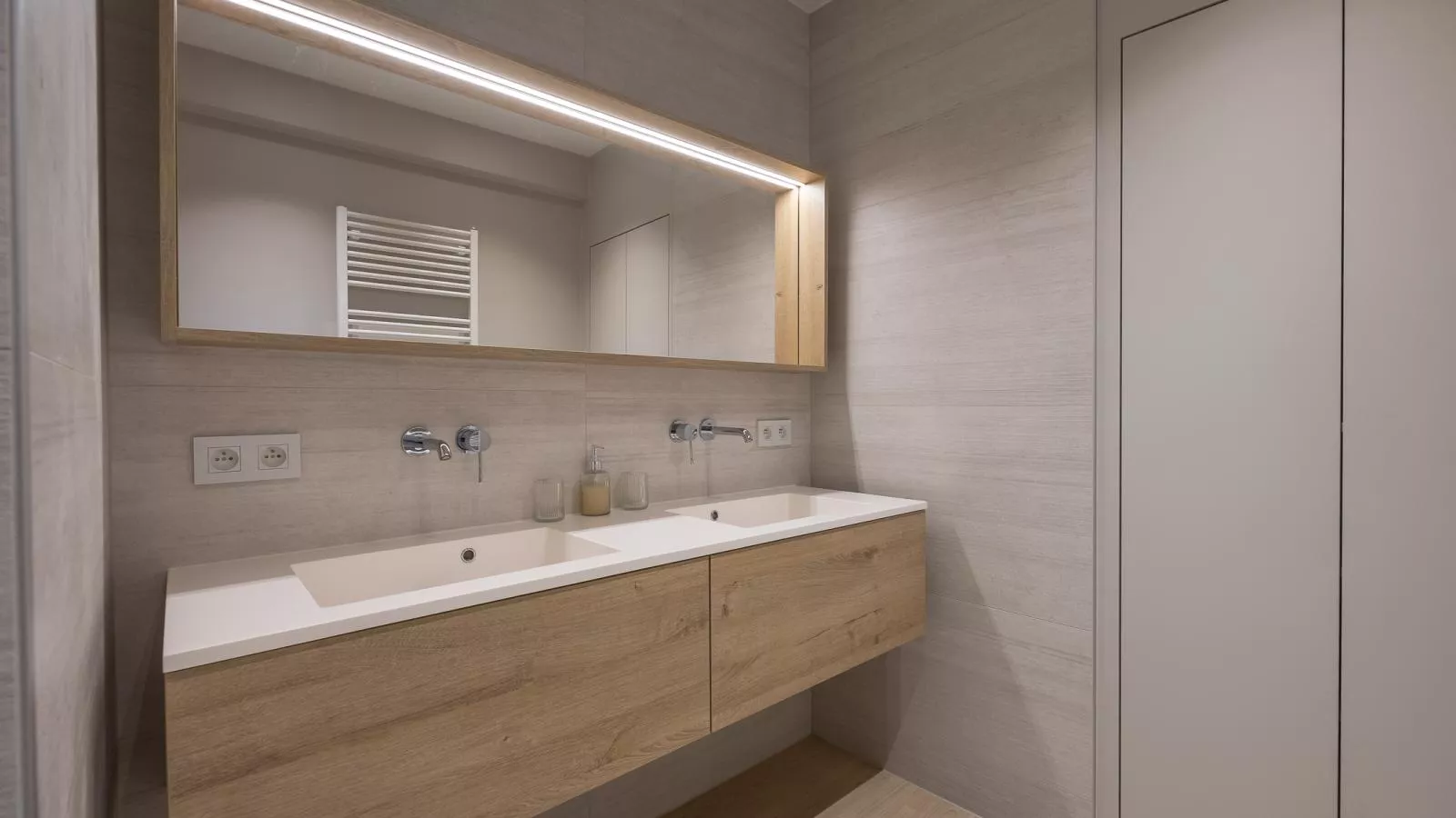 Wimbledon Westende - 0306-Badkamer