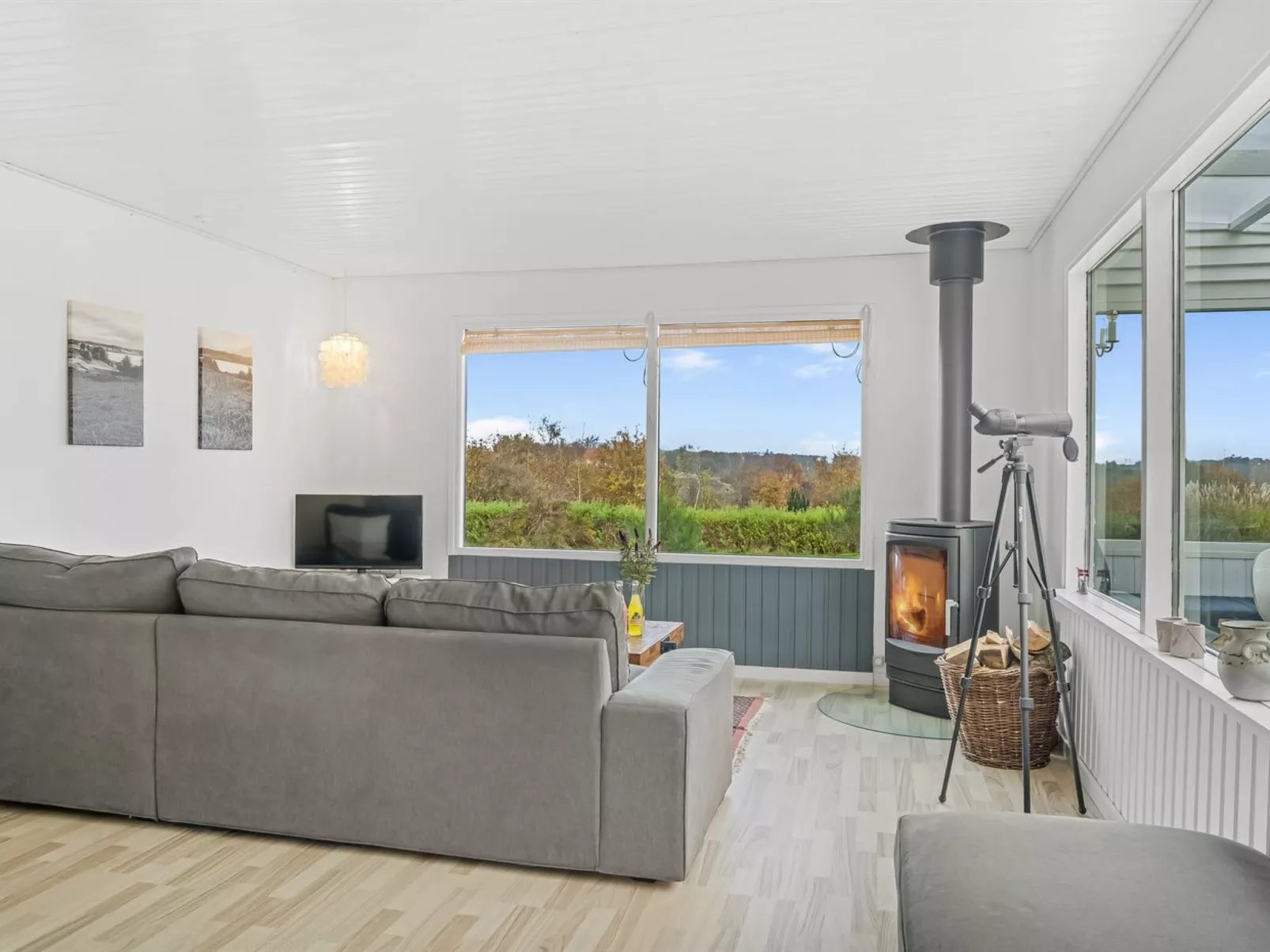 "Hjalma" - 250m to the fjord-Binnen