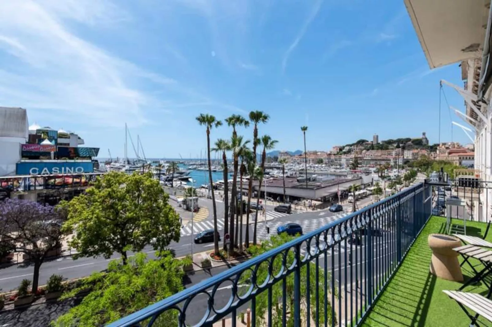 Résidence Prestige Et Confort Face Au Palais Des Festivals-Niet-getagd