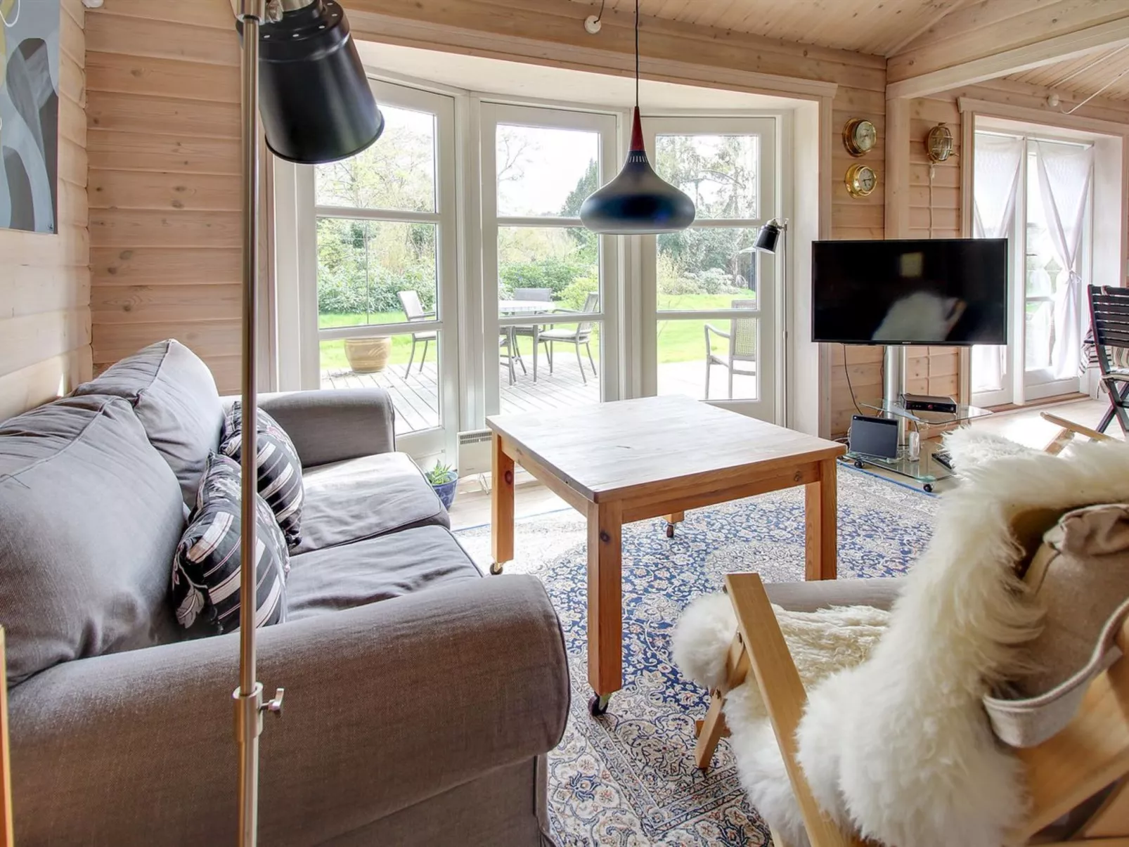 "Eia" - 500m from the sea-Binnen