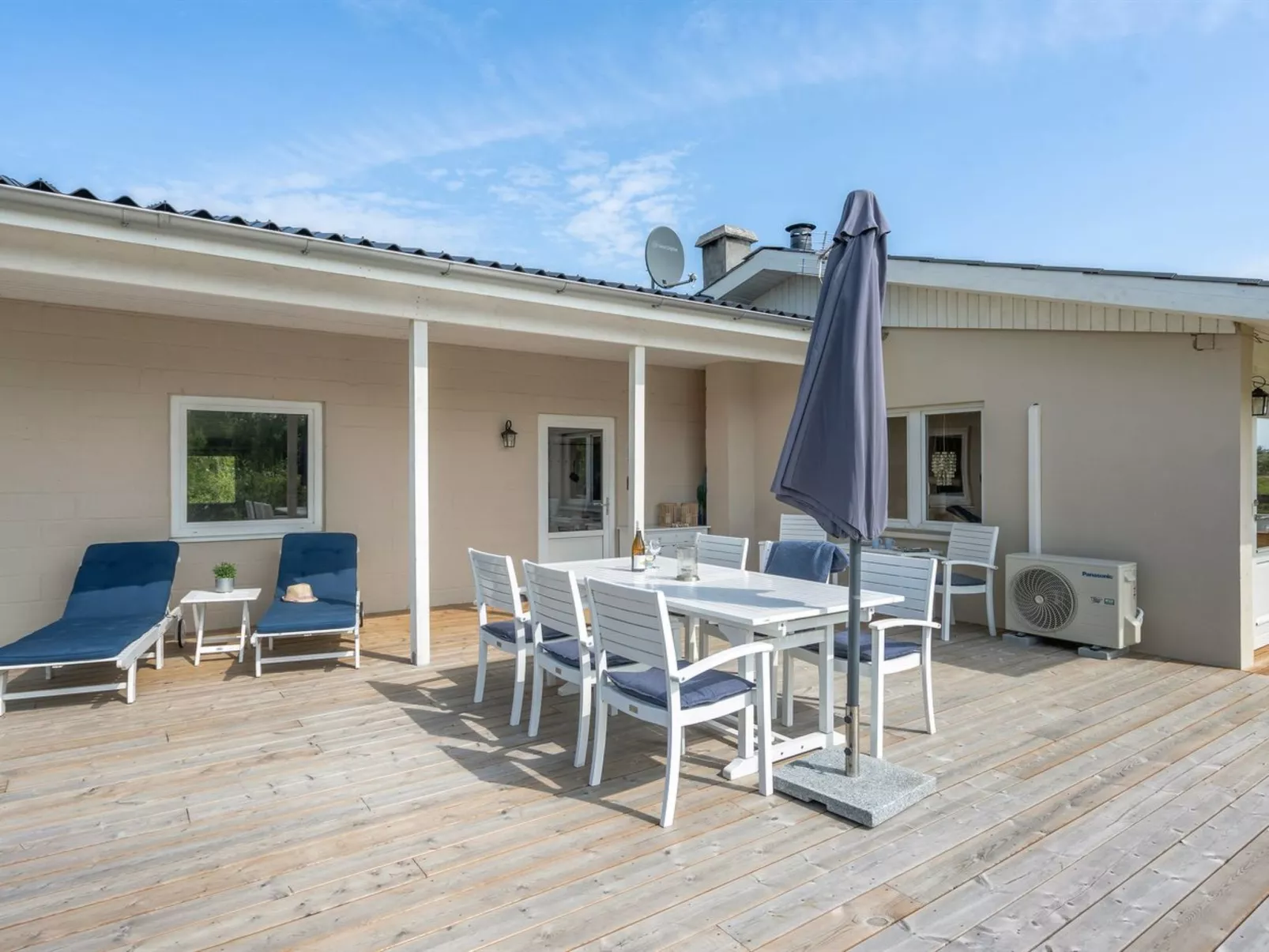 "Gerko" - 150m from the sea-Buiten