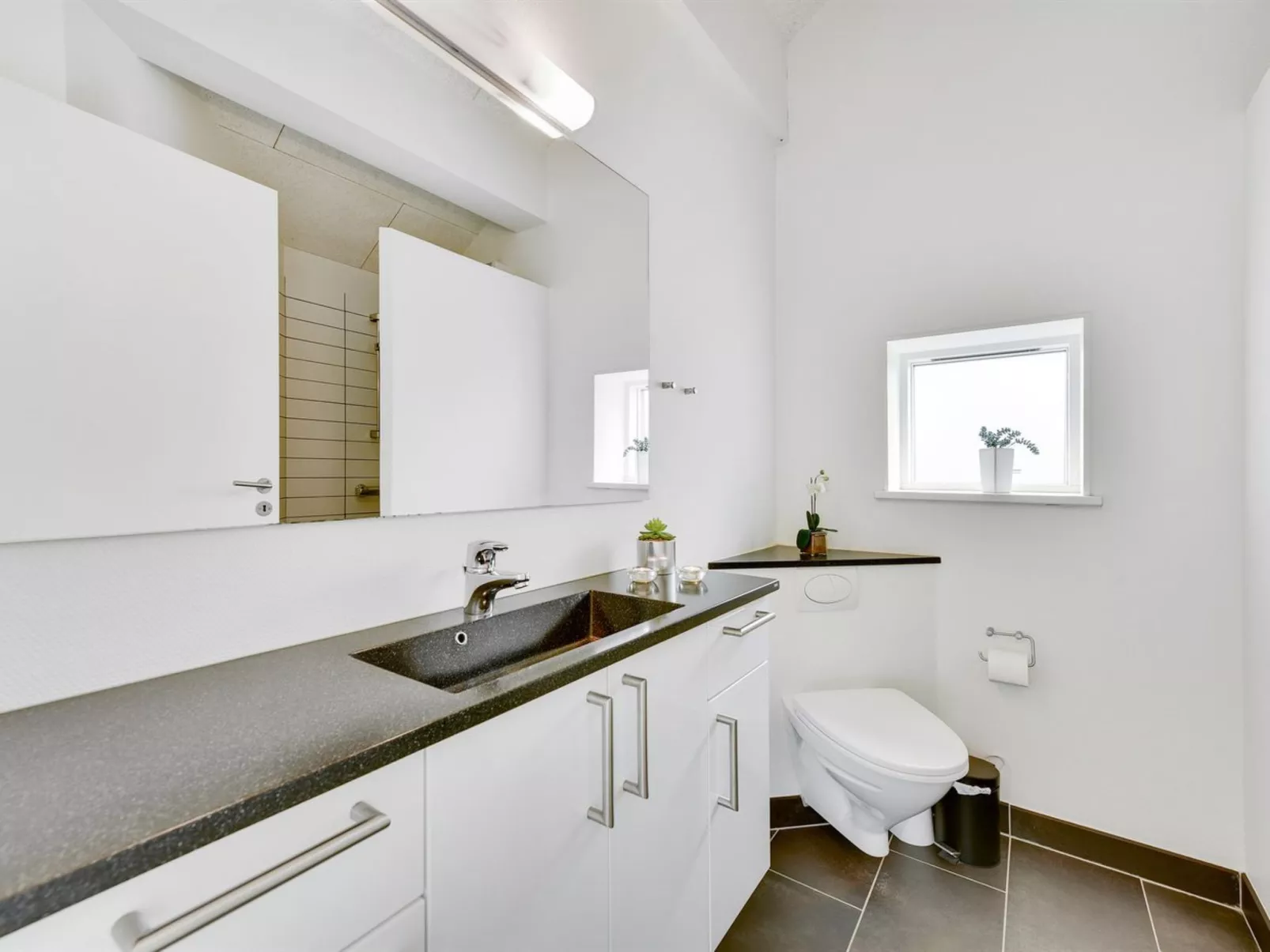 "Anneka" - 200m from the sea-Binnen