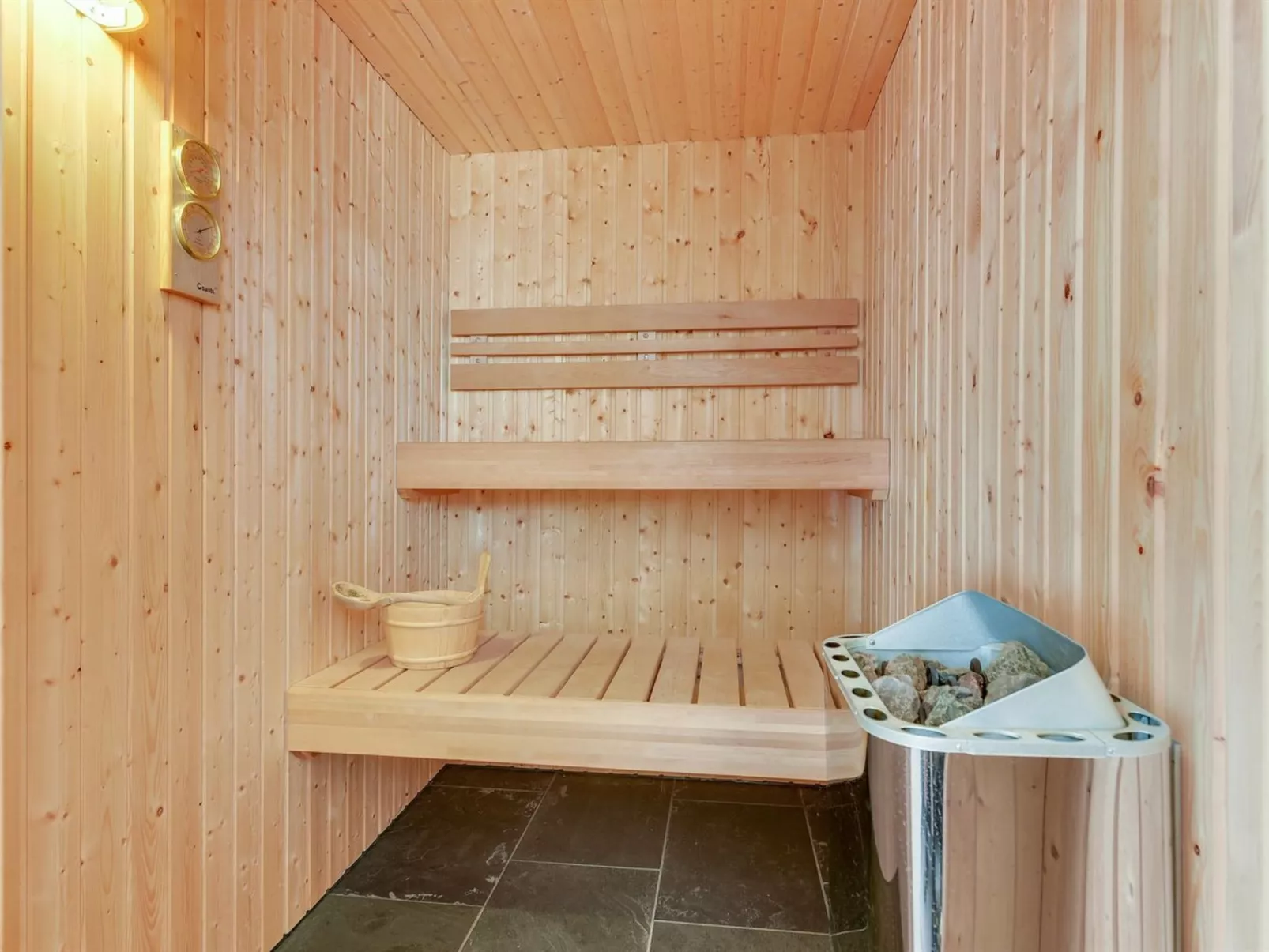 "Myrte" - 500m from the sea-Binnen