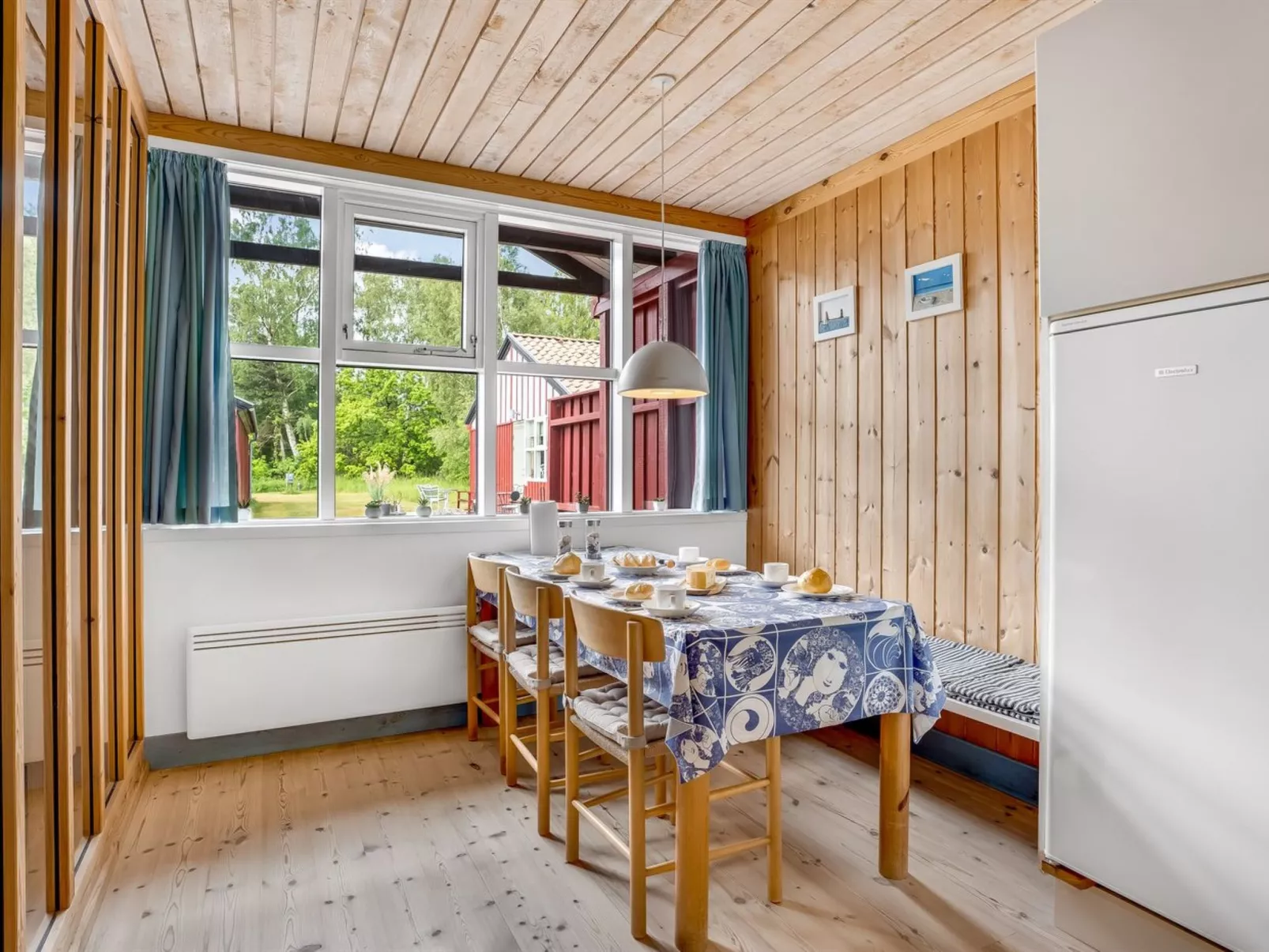 "Hira" - 300m from the sea-Binnen