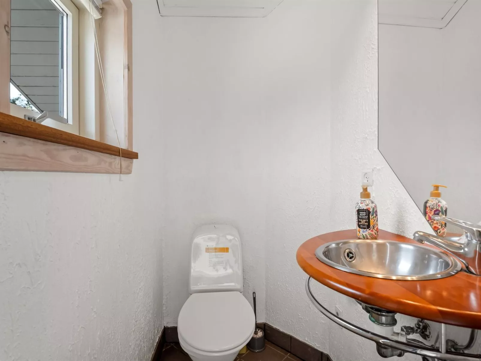 "Egino" - 1km from the sea-Binnen