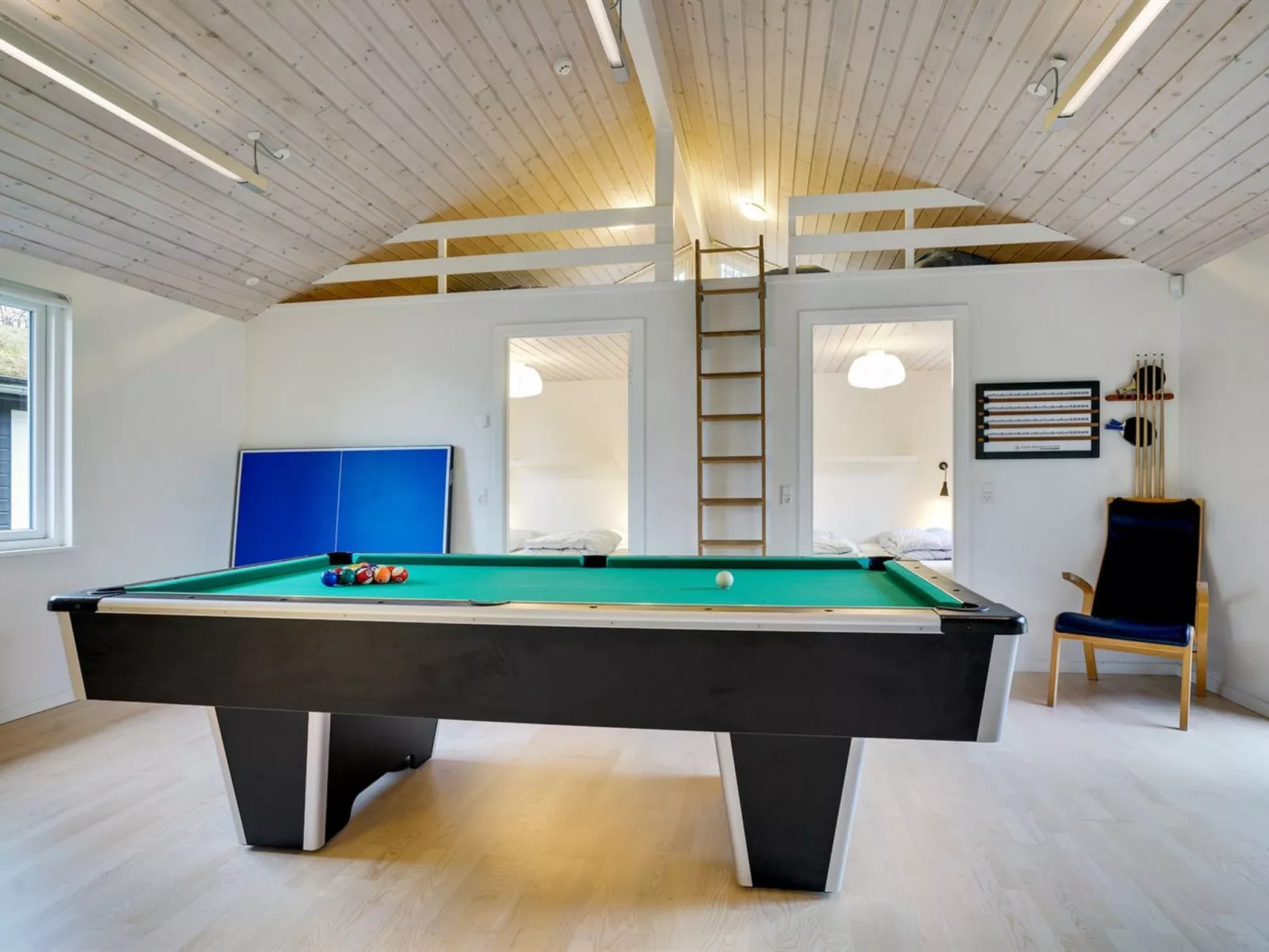 "Ricus" - 1.8km from the sea-Binnen