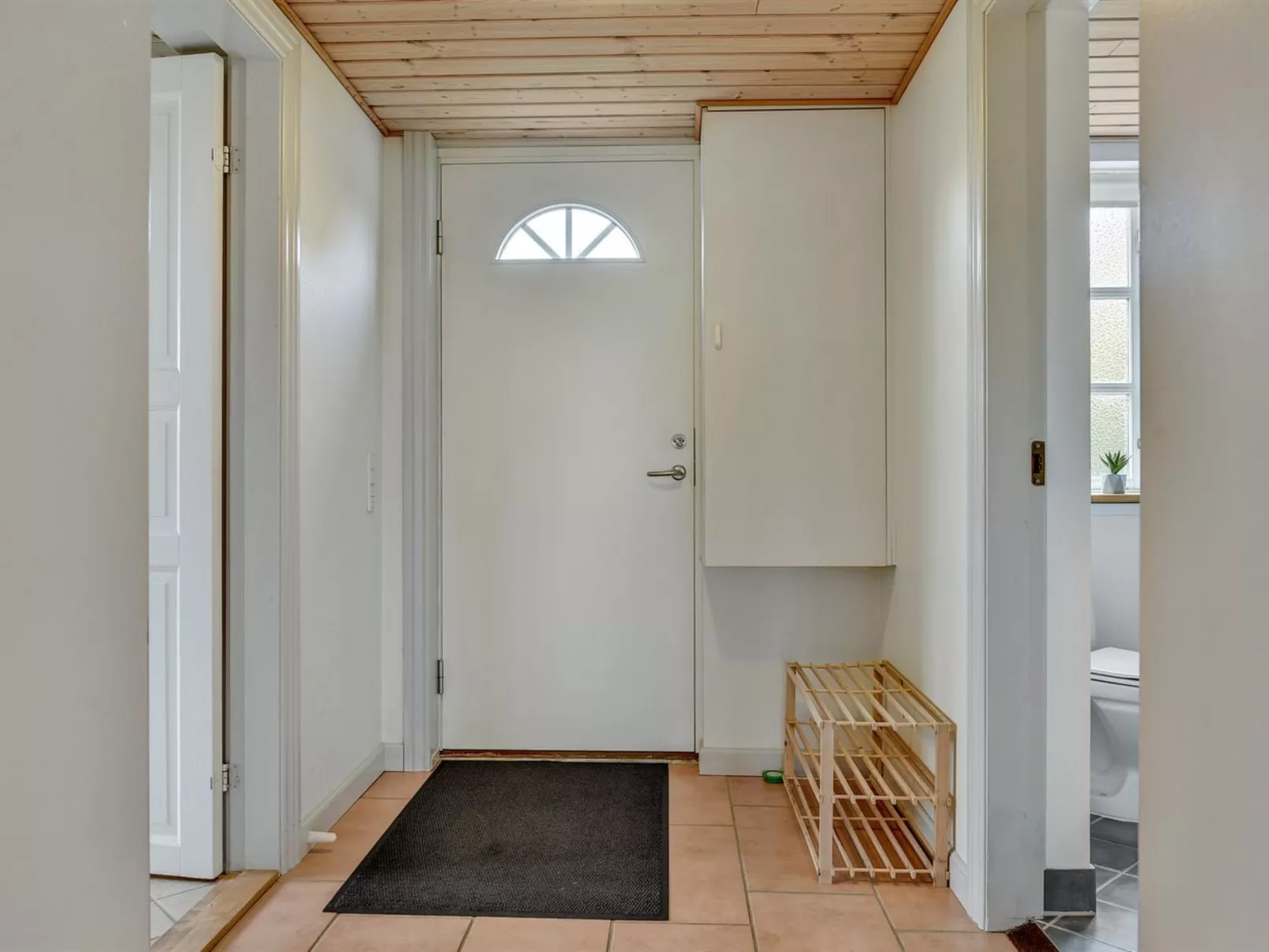 "Joran" - 120m from the sea-Binnen