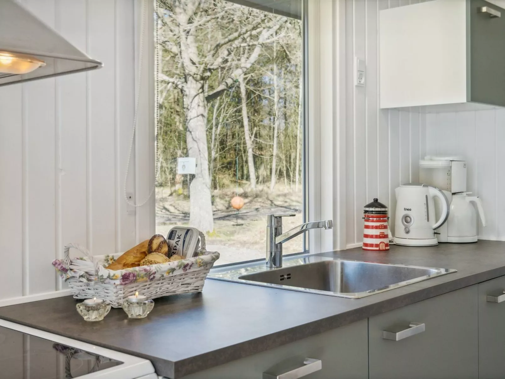 "Apoline" - 5km from the sea-Binnen