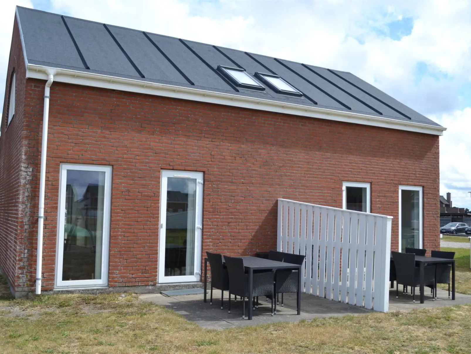 "Ennike" - 2.3km from the sea - Buiten