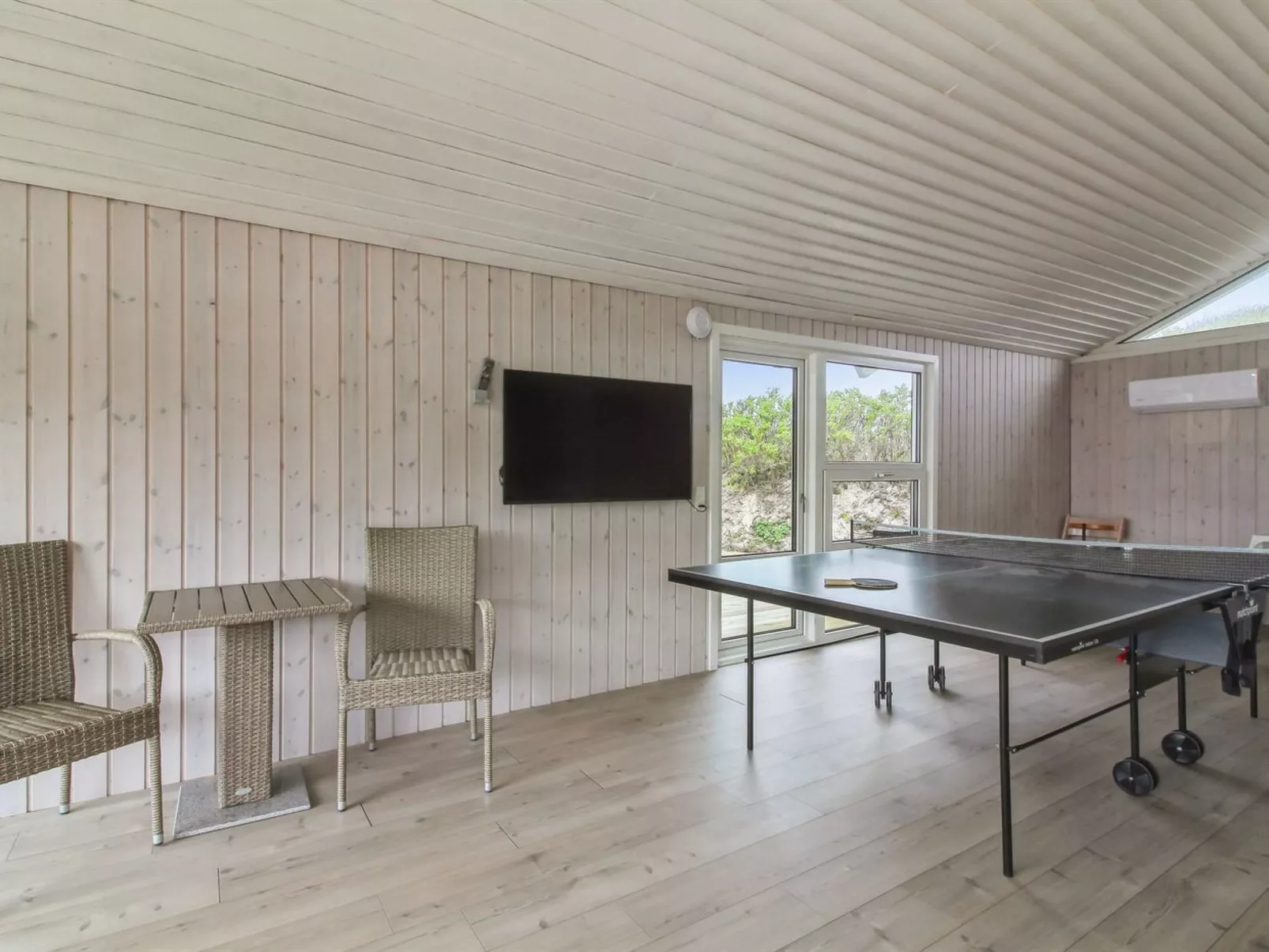 "Romil" - 350m from the sea-Binnen