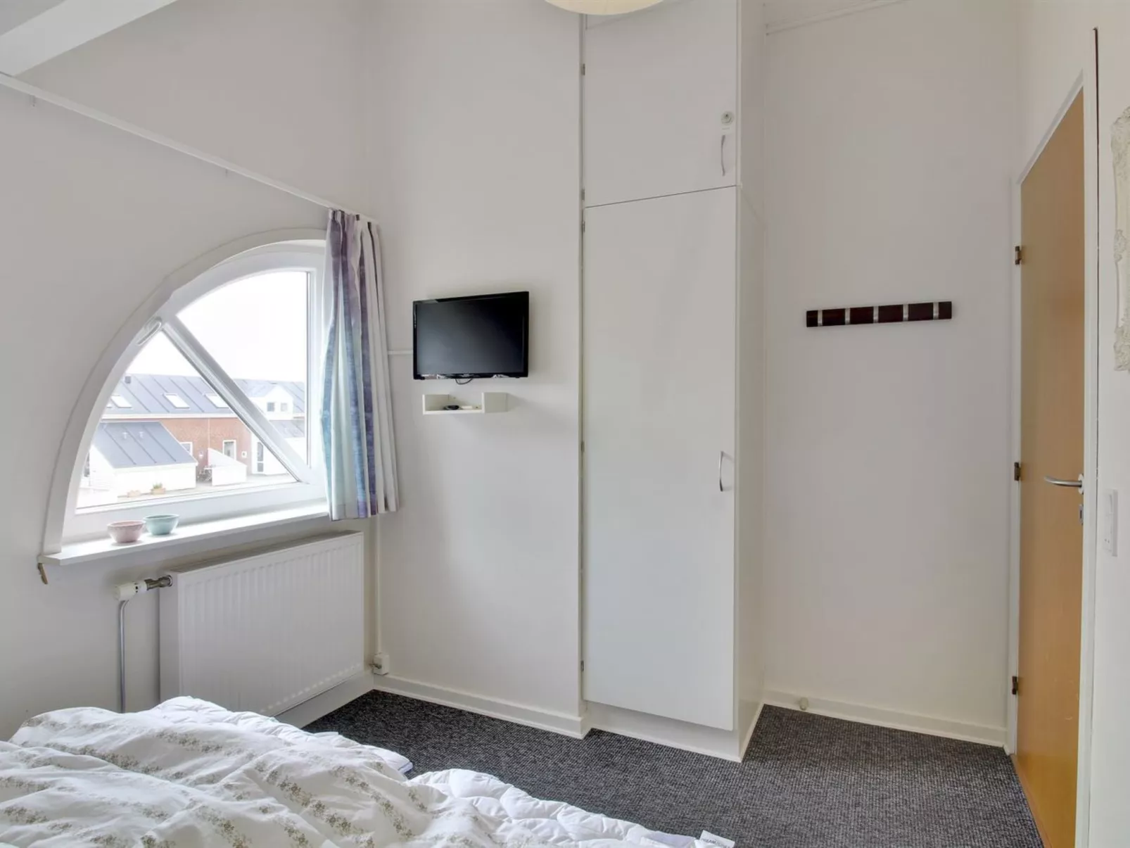 "Héléne" - 2.3km from the sea-Binnen